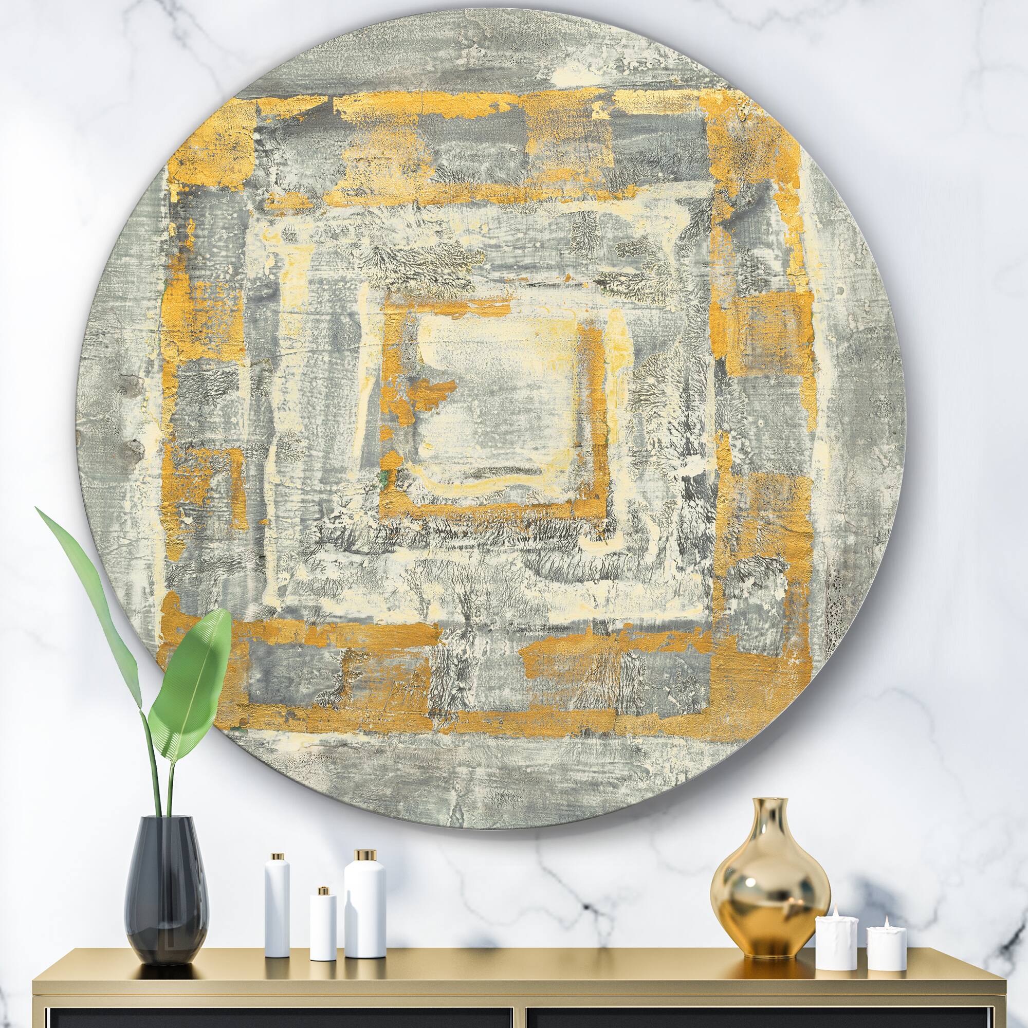 Designart - Gold Glam on Grey Tapestry I - Glam Metal Circle Wall Art