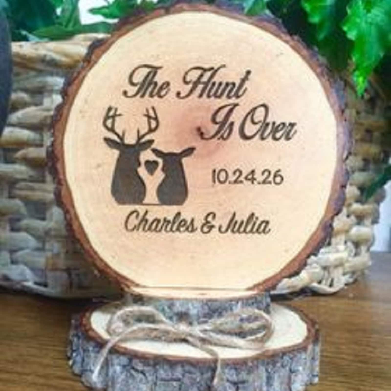 Wilson® Enterprises Basswood Thick Round