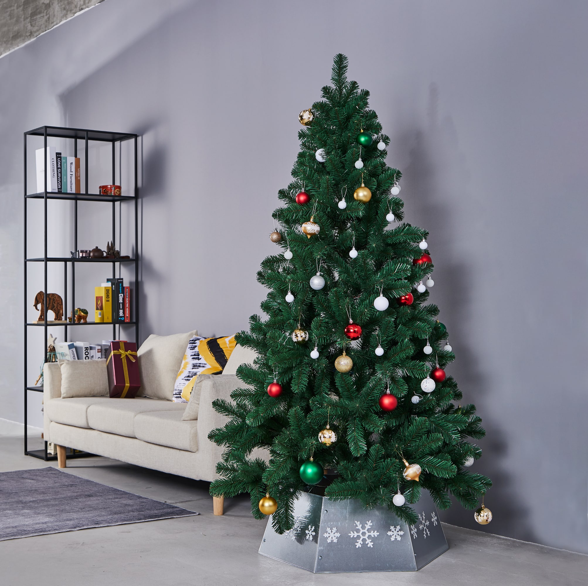 26.5" Silver Metal Hexagonal Christmas Snowflakes Tree Collar