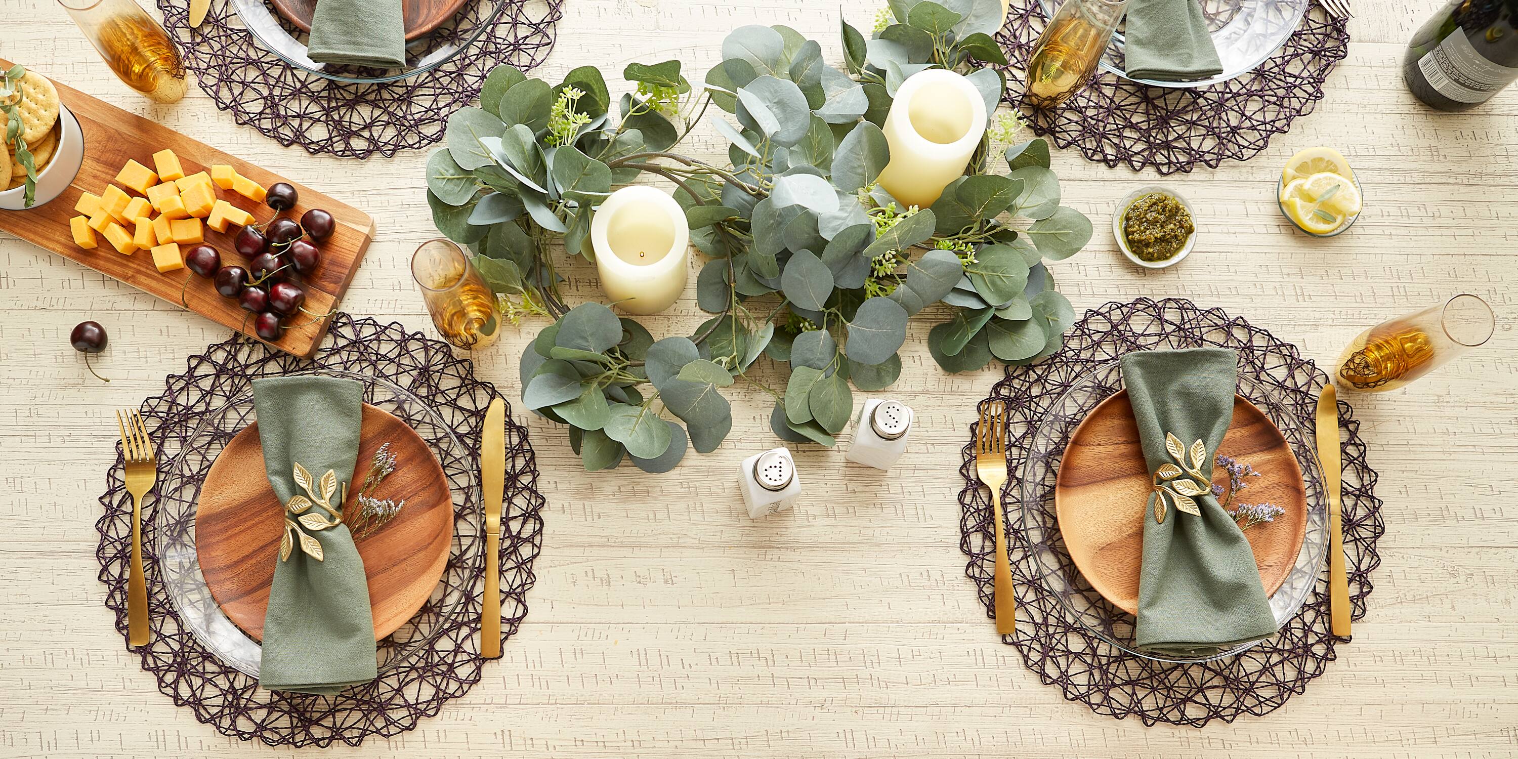 DII® Eggplant Woven Paper Round Placemat (Set of 6)