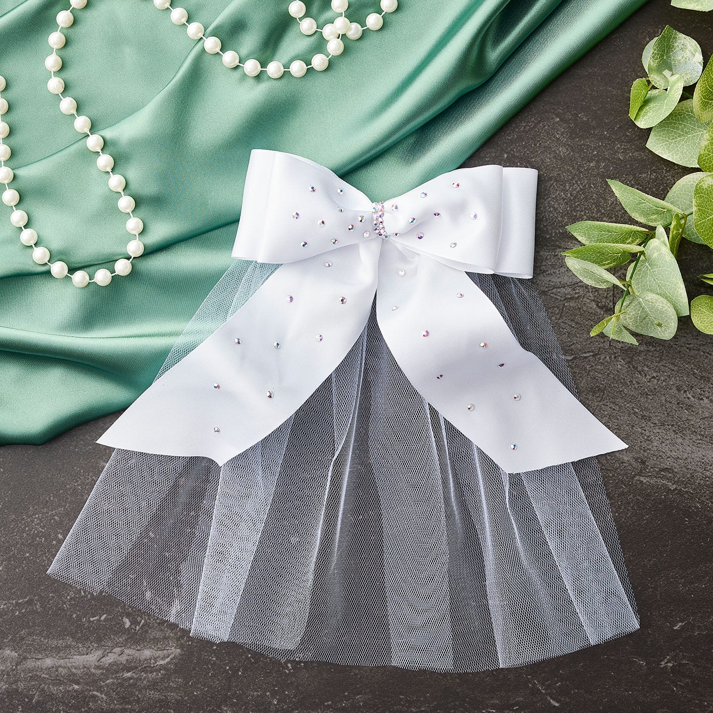Crystal Bow Veil