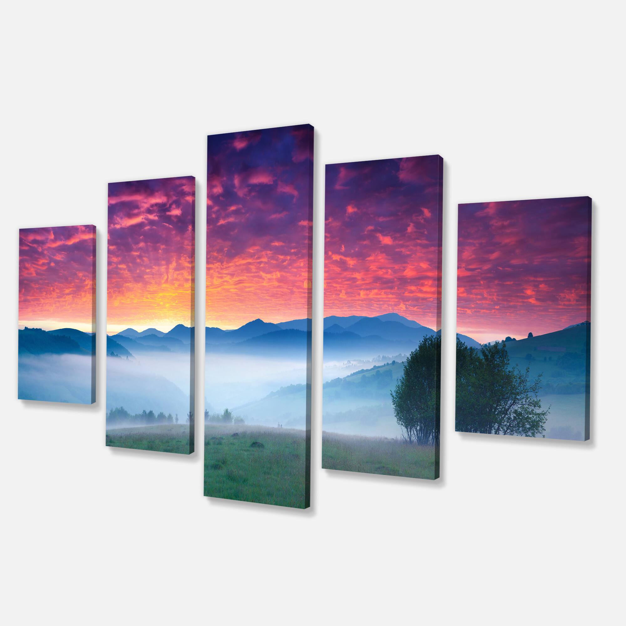 Designart - Blood Red Sky and Green Grass - Landscape Photo Canvas Art Print