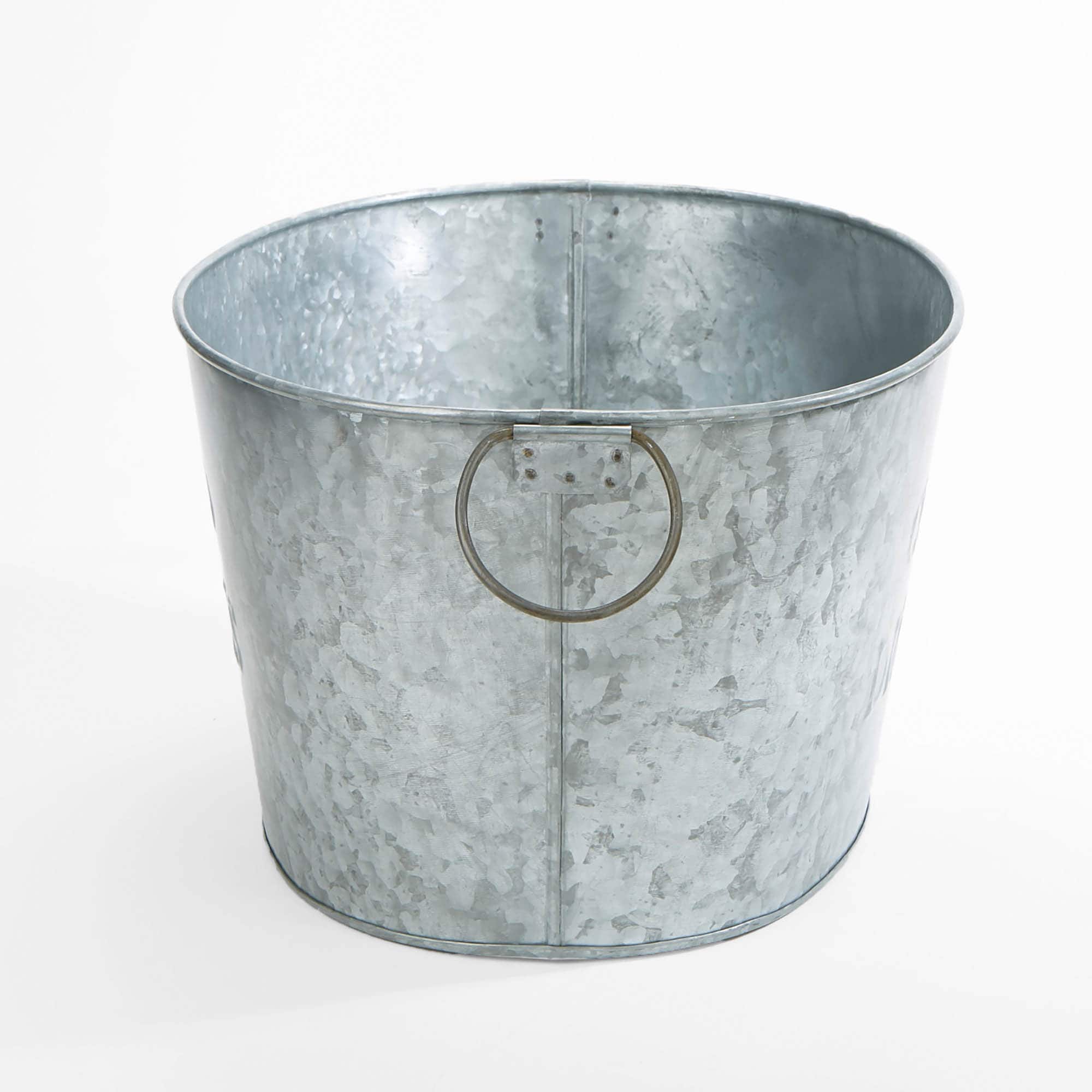 Mind Reader 10&#x27;&#x27; Medium Round Galvanized Steel Beverage Tub with Handles