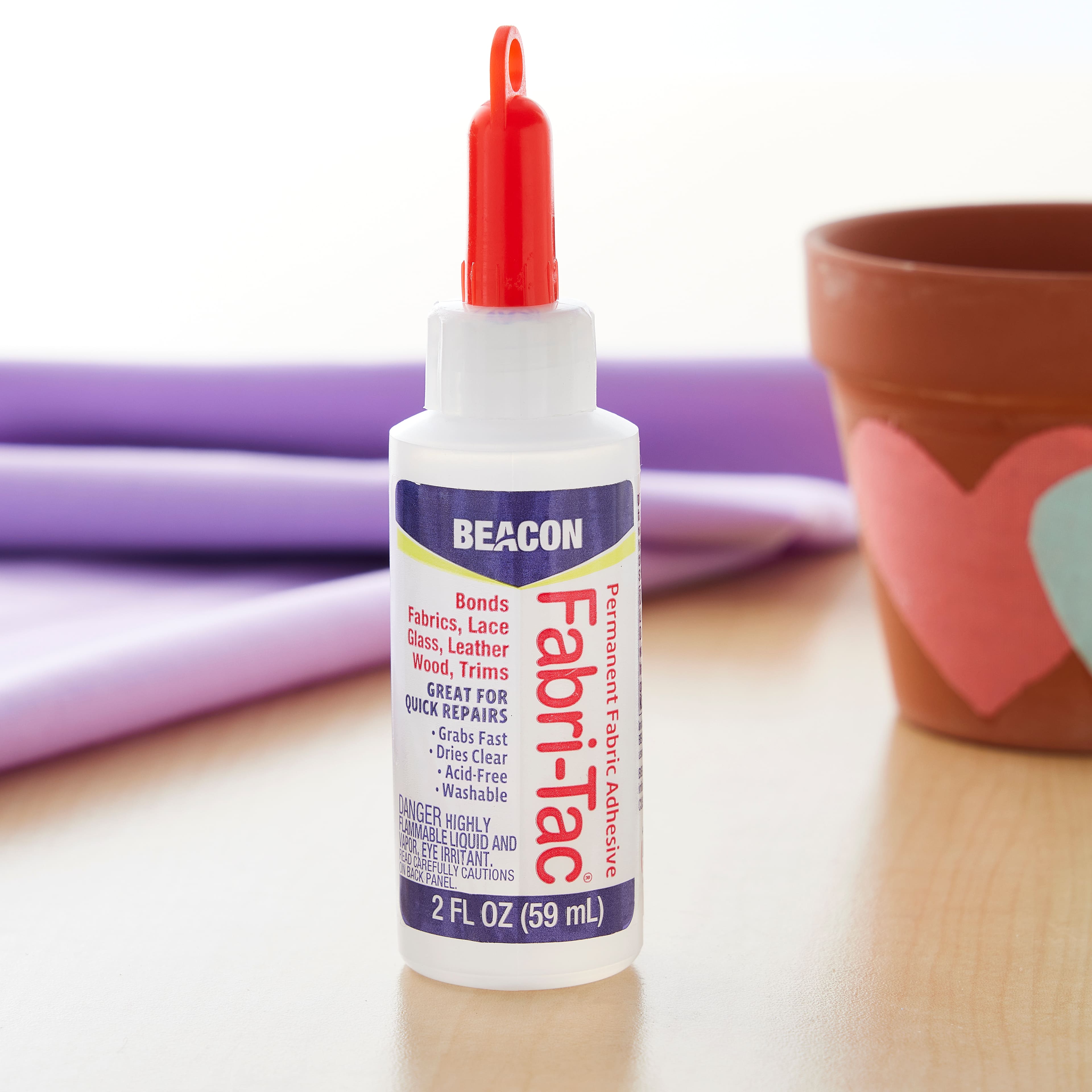 Beacon Adhesives Fabri-Tac Permanent Glue, Clear (2 oz / 59.1 ml) 