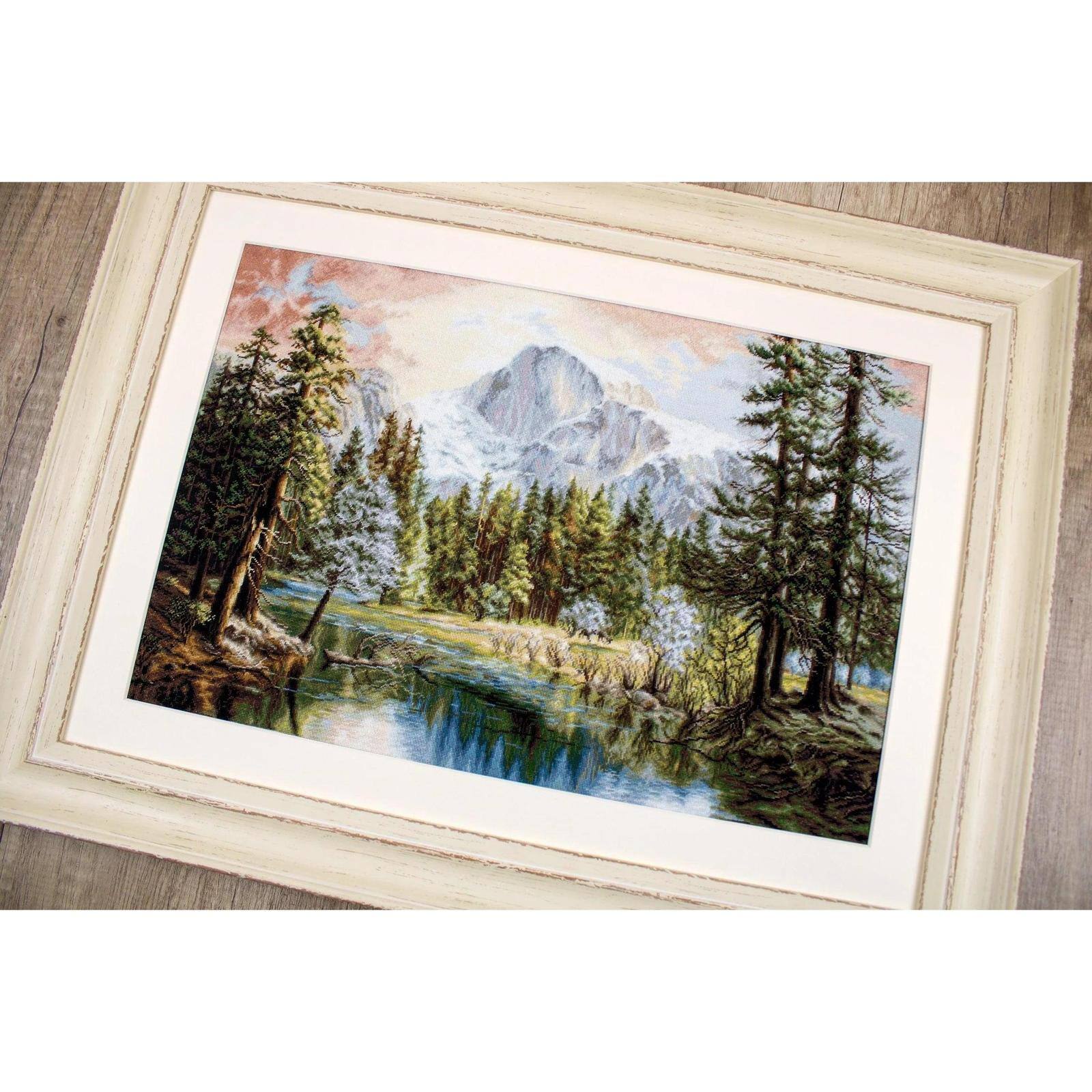 Luca-S Nature and Wonderland Counted Cross Stitch Kit