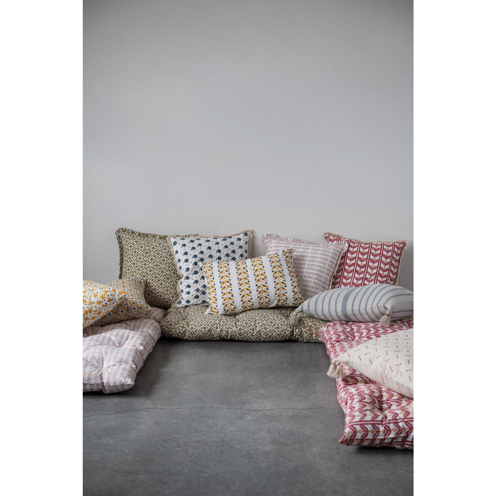 Hello Honey® 19" Textured White Acacia Wood Cheese/Serving Board