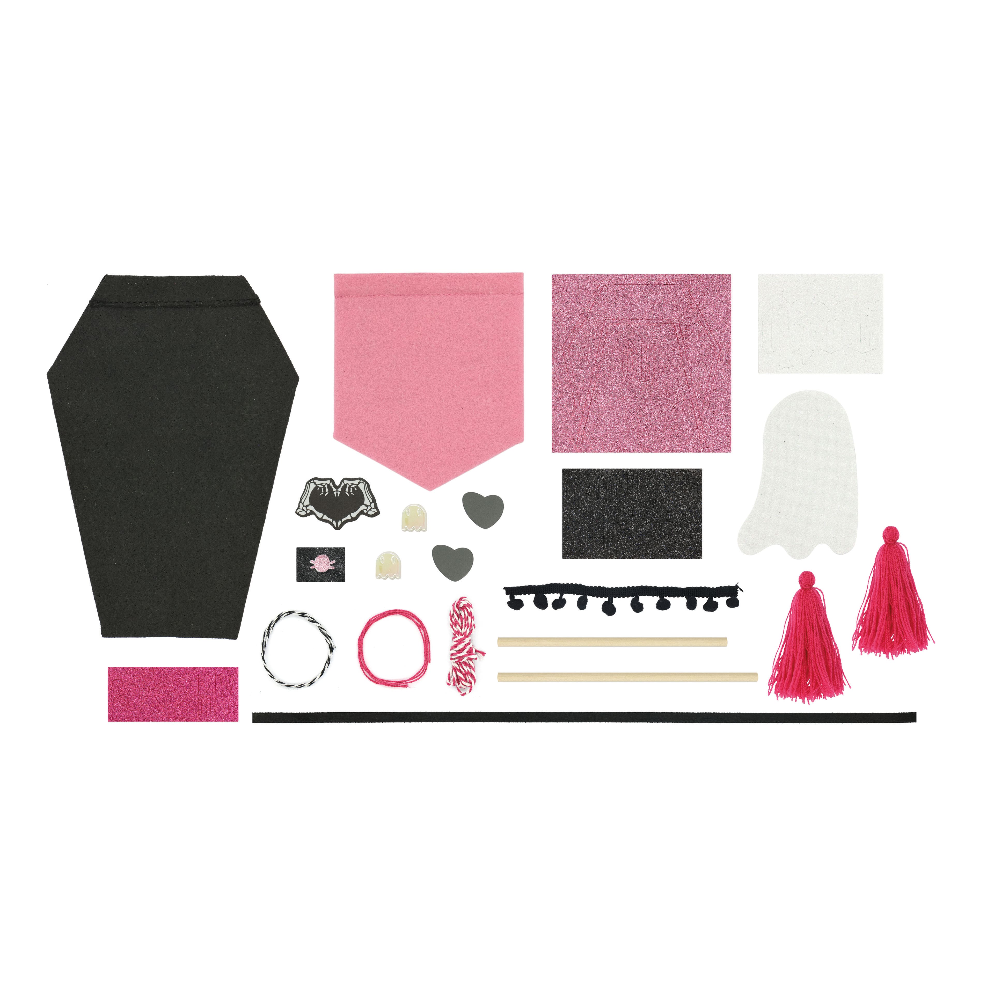 Sweet &#x26; Spooky Banner Kit by Creatology&#x2122;