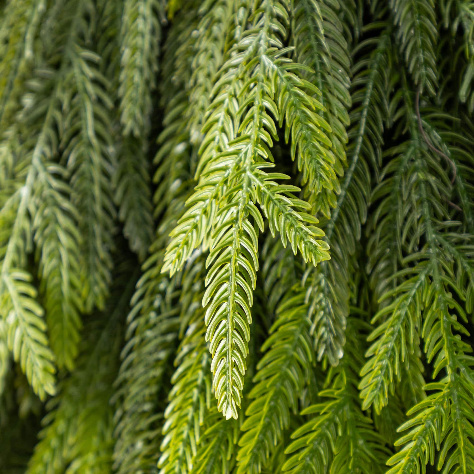 Glitzhome&#xAE; 31.5&#x22;H Christmas Greenery PE Teardrop