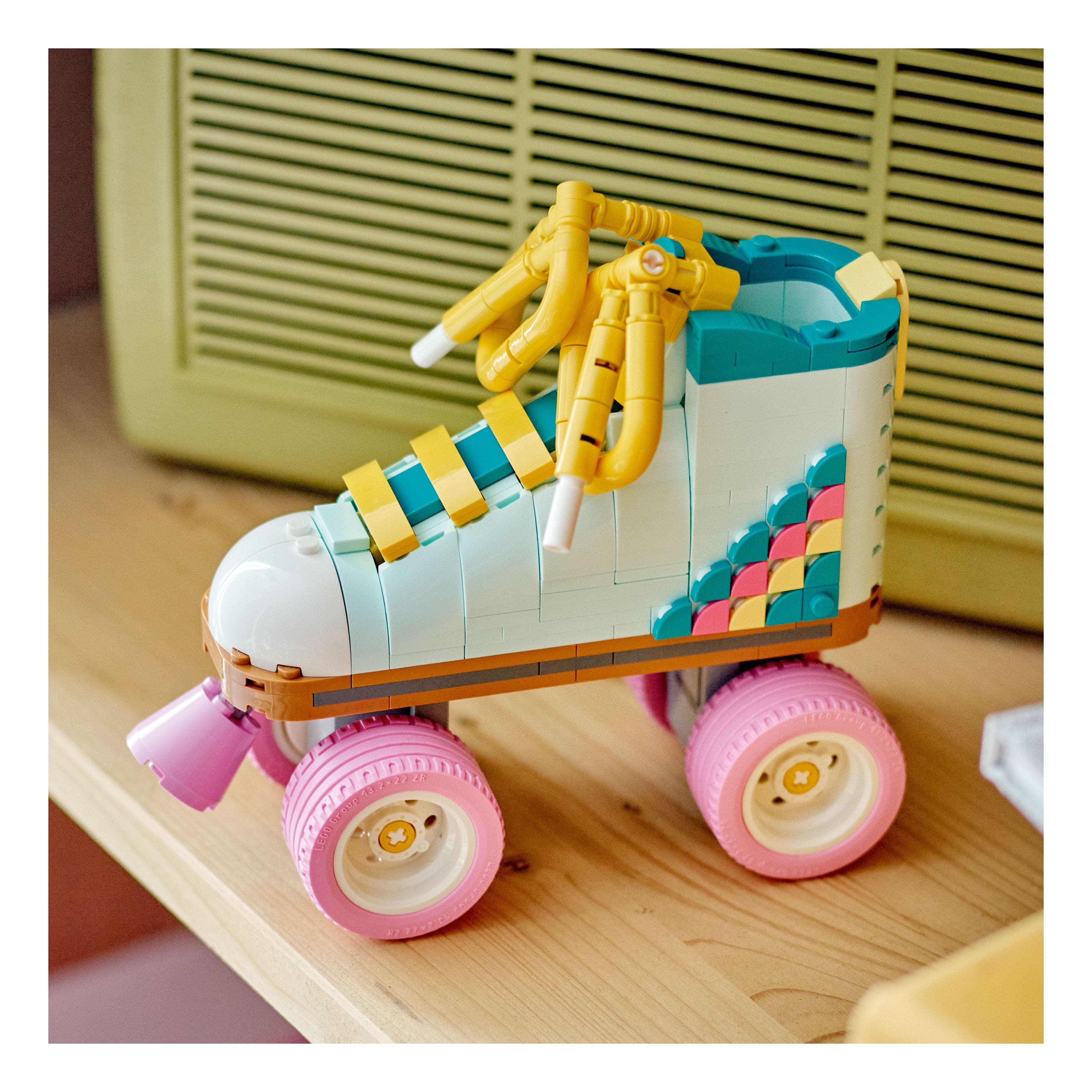 LEGO® Creator™ Retro Roller Skate