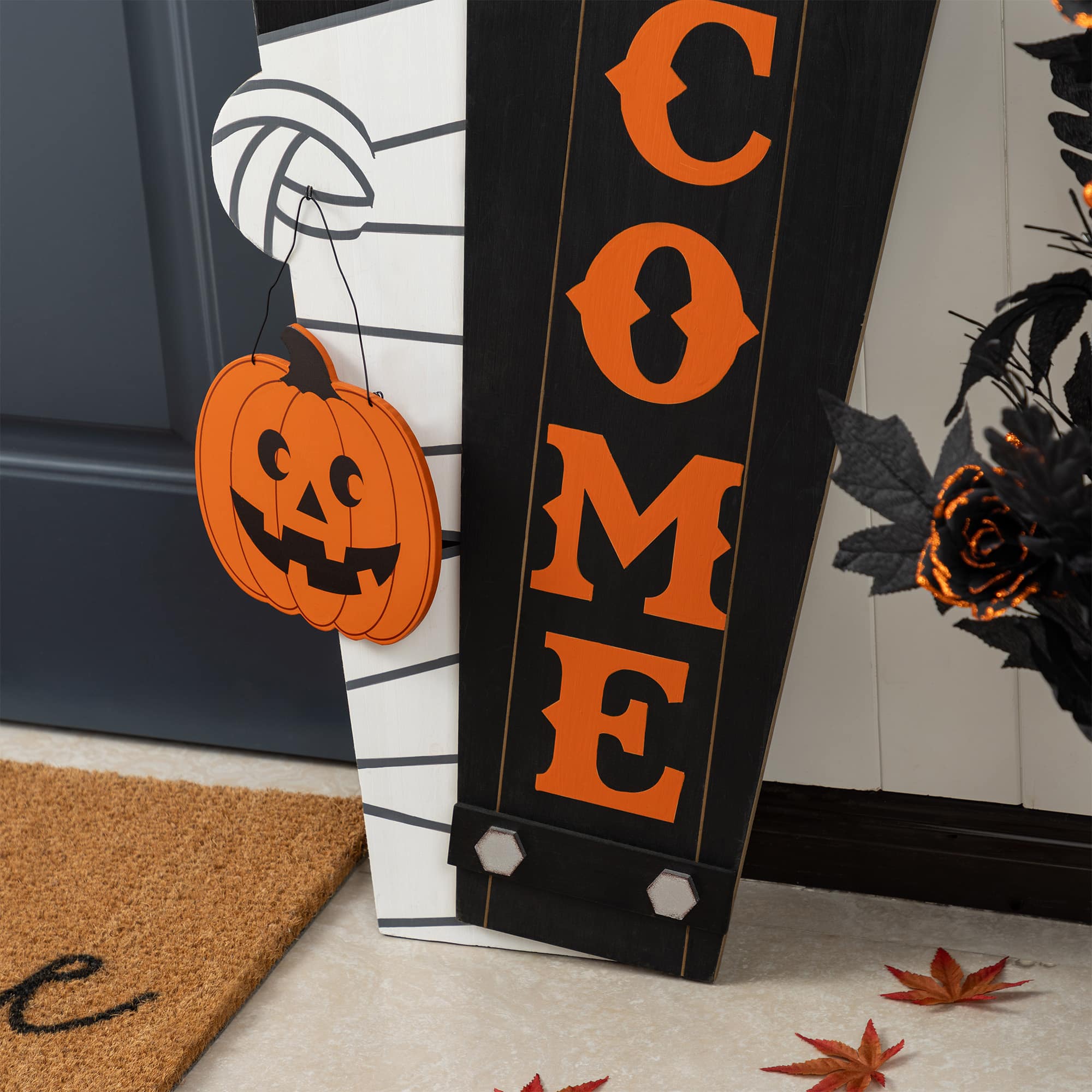 Glitzhome&#xAE; Halloween Wood Mummy and Welcome Coffin Porch Decor Set
