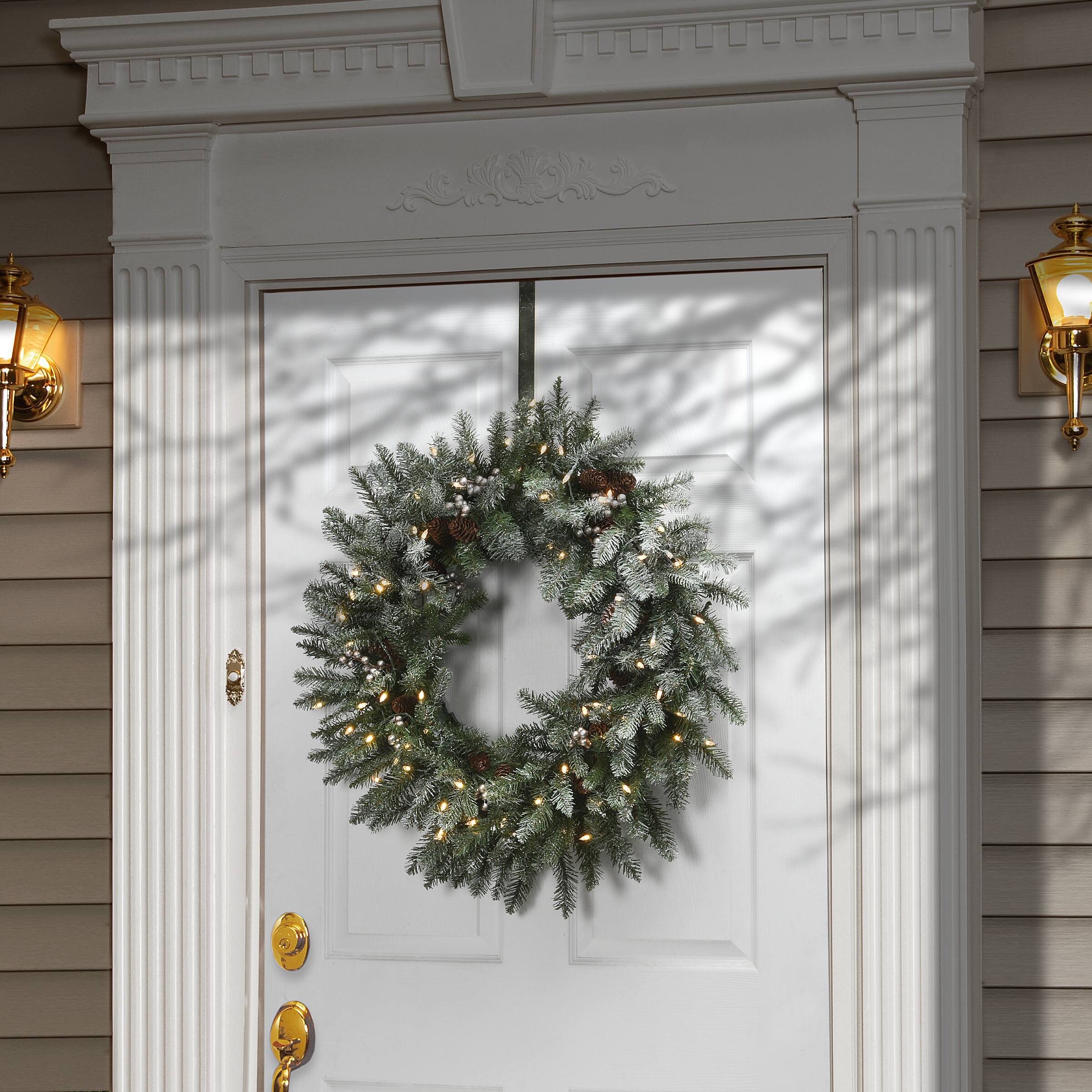 30&#x22; LED Snowy Morgan Spruce Wreath