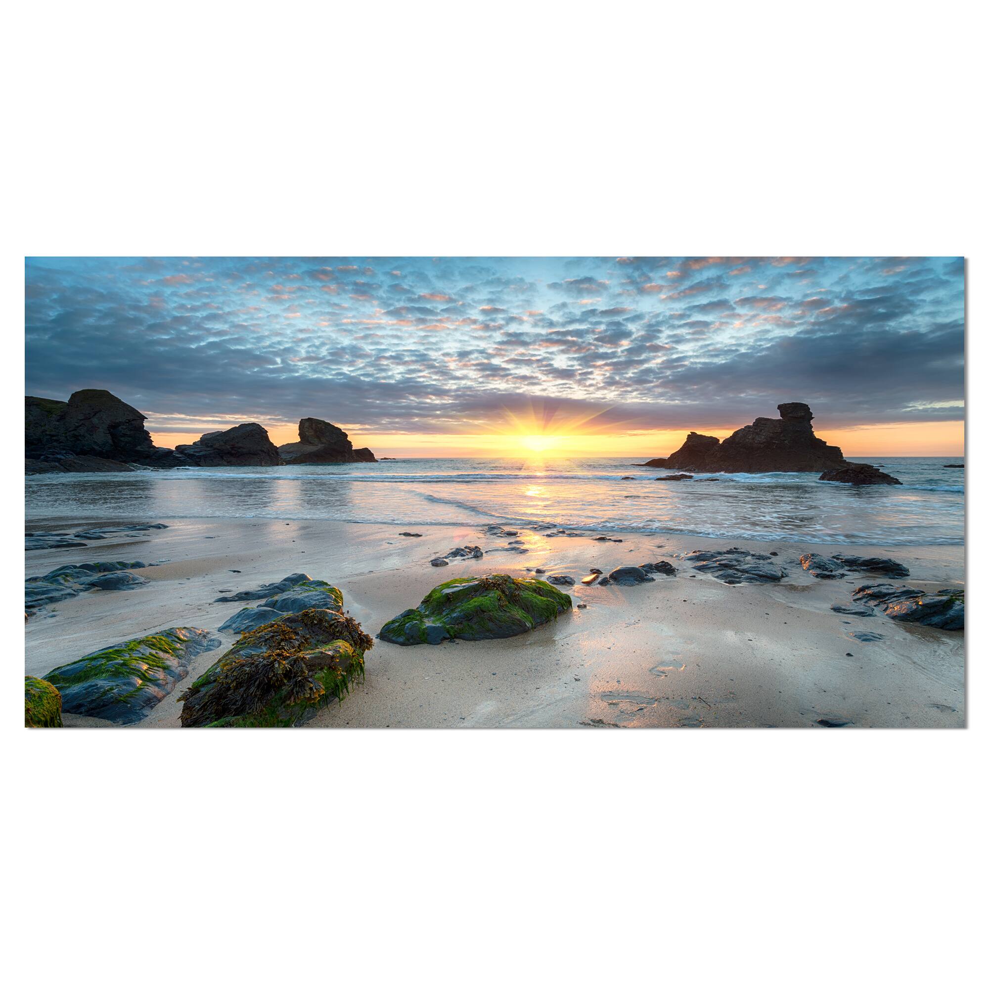 Designart - Beautiful Porthcothan Bay - Large Seashore Canvas Wall Art