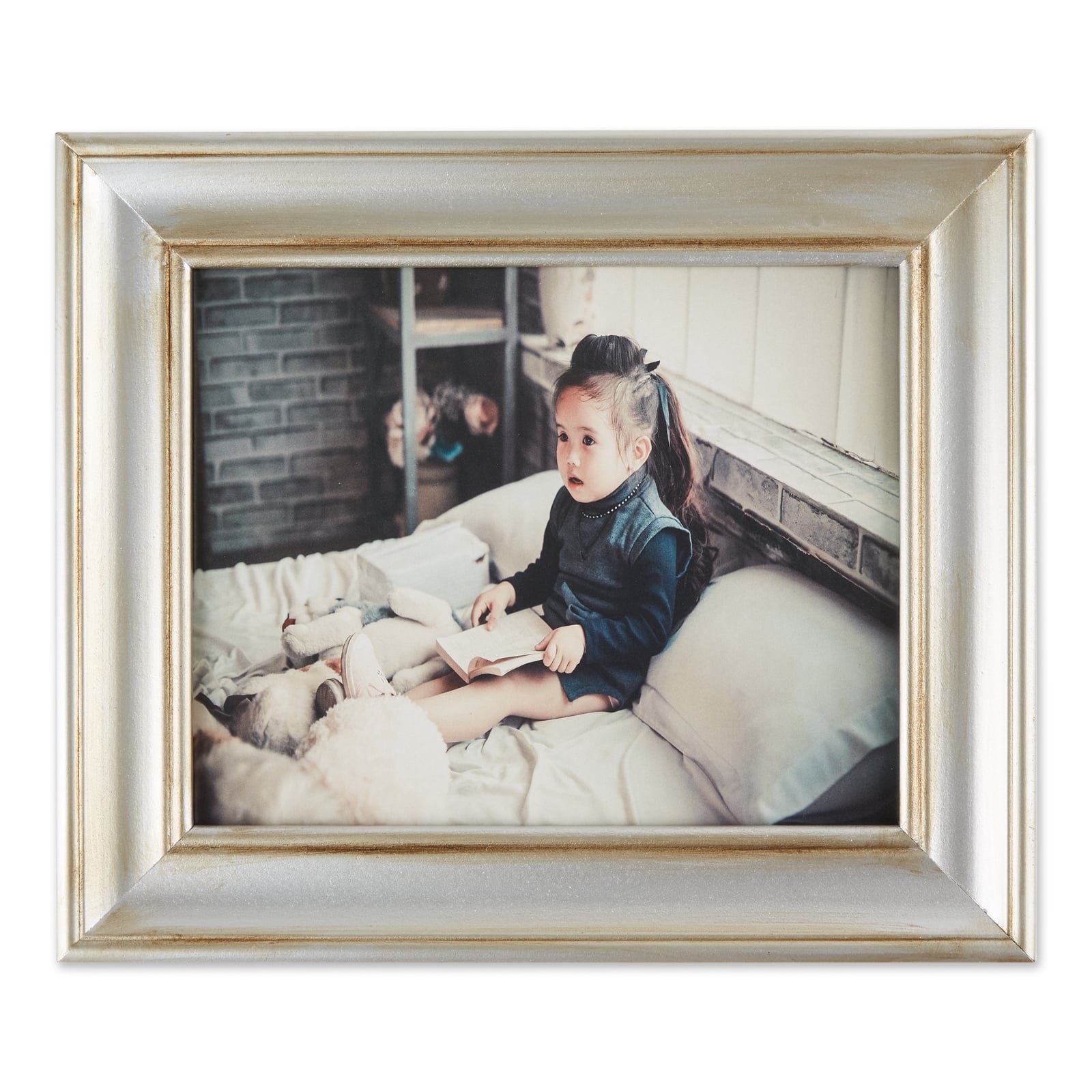 DII&#xAE; Antique Silver Rub 8&#x22; x 10&#x22; Farmhouse Picture Frame