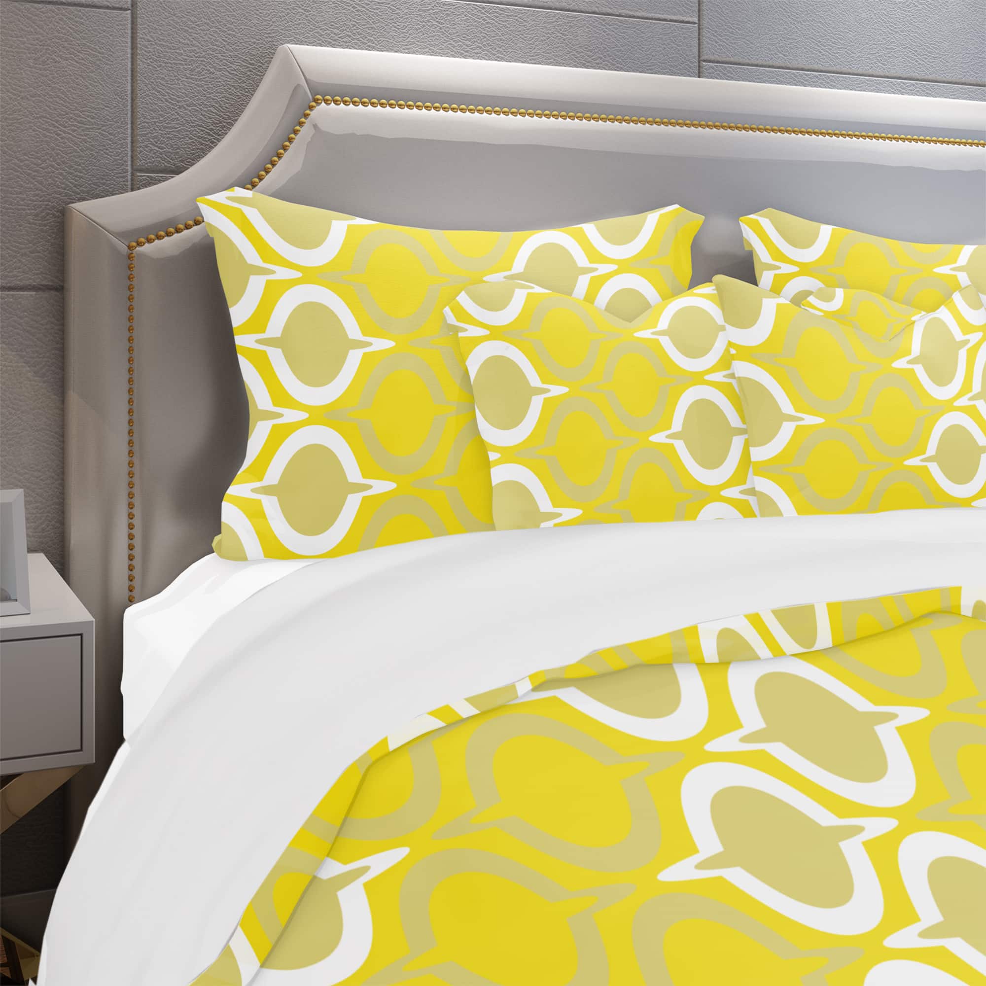 Designart &#x27;Yellow Pattern&#x27; Modern Bedding Set - Duvet Cover &#x26; Shams
