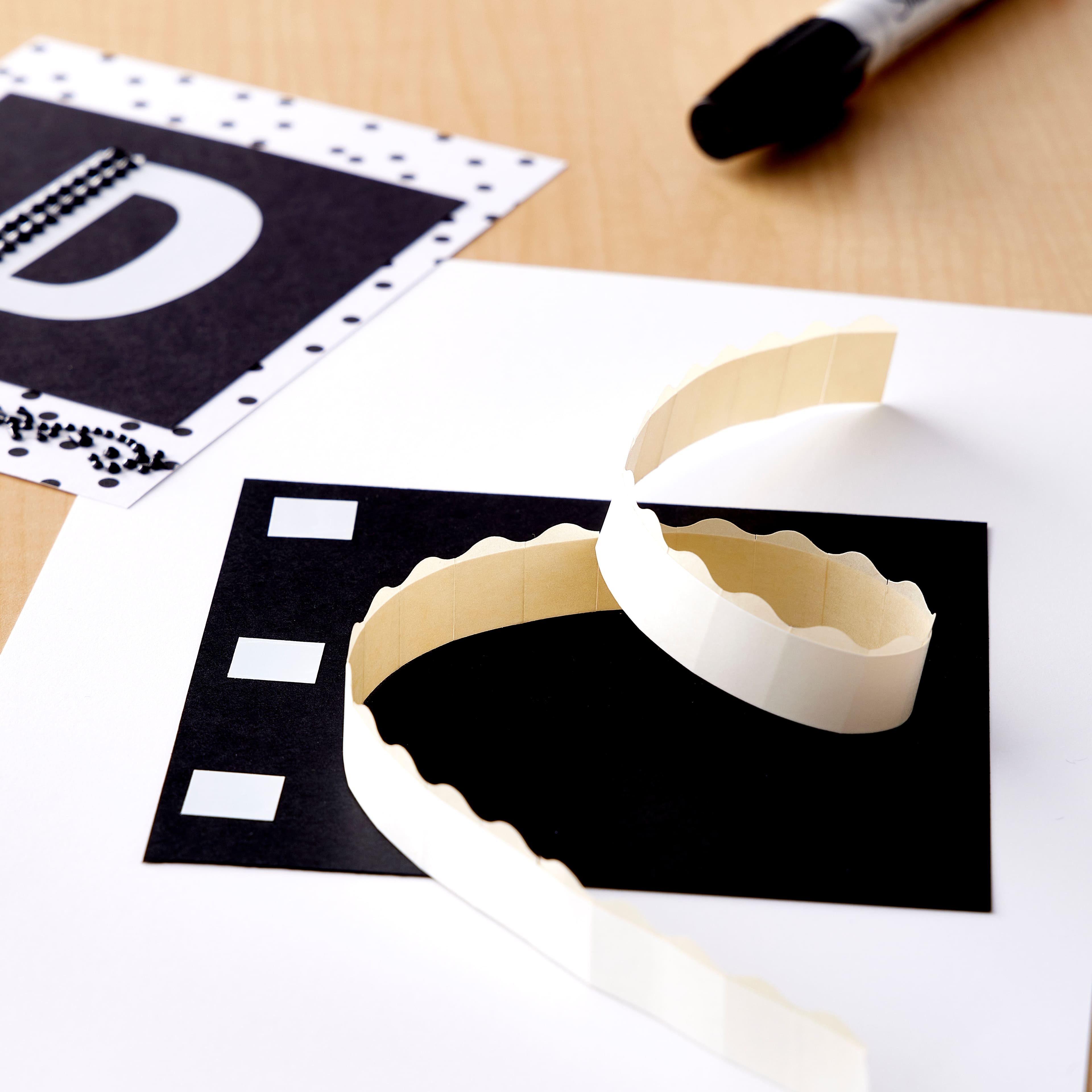 12 Packs: 850 ct. (10,200 total) Scotch® Permanent Photo Splits