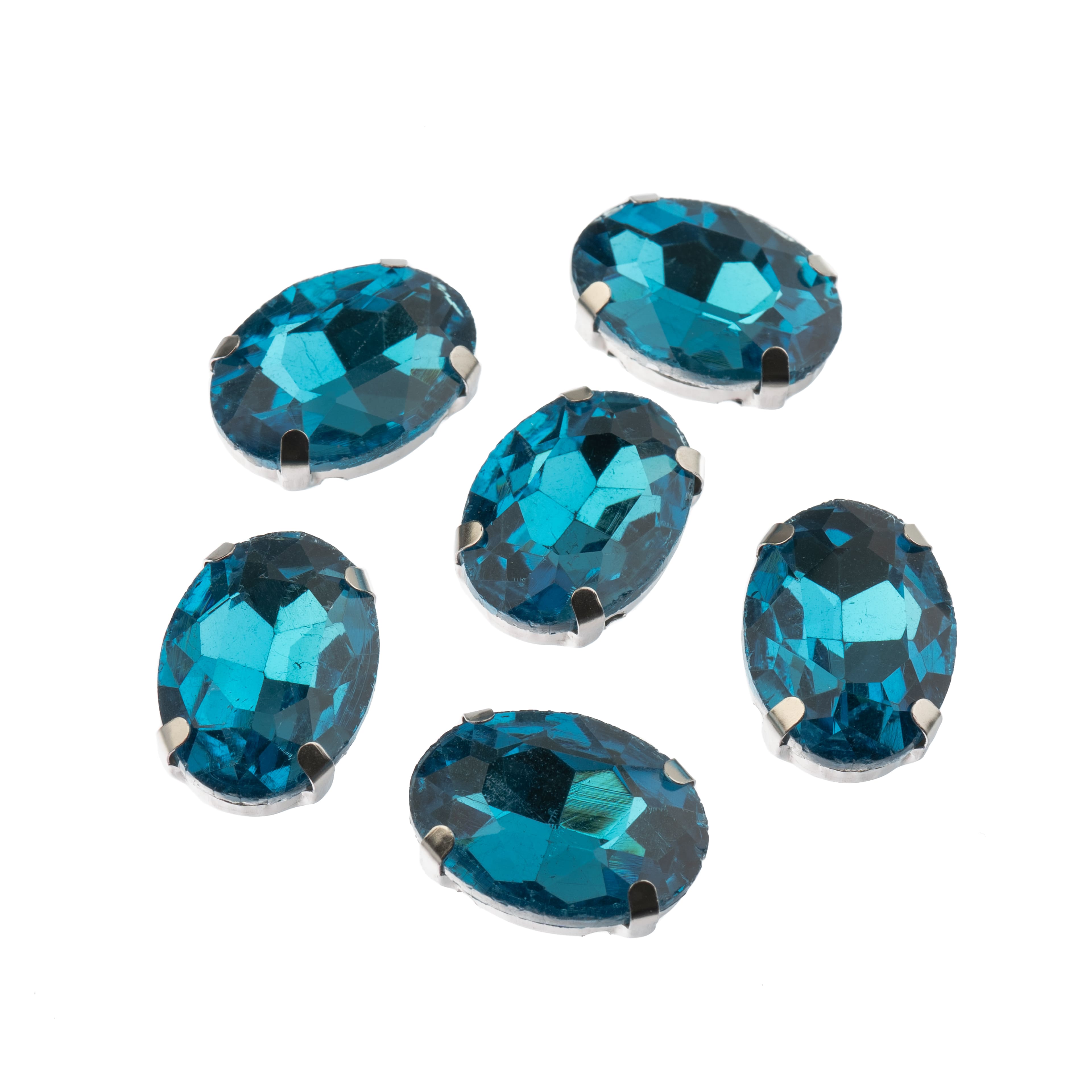 Strass &#xE0; coudre de 18&#xA0;mm Crystal Lane de John Bead, 6&#xA0;unit&#xE9;s