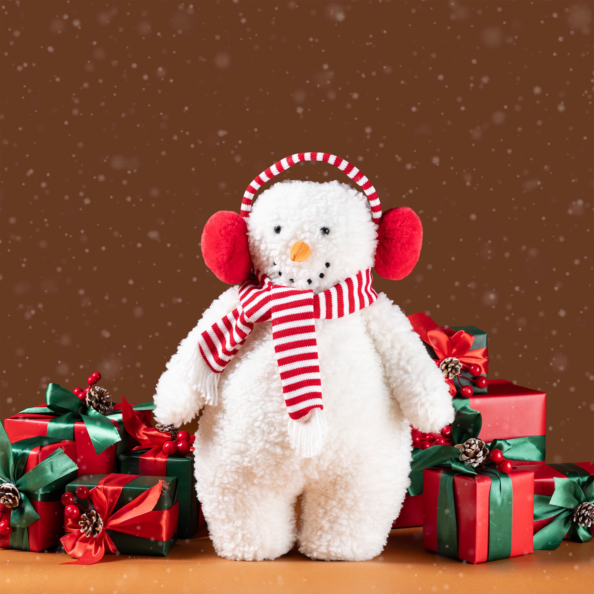 Glitzhome&#xAE; 17.75&#x22;H Christmas Fabric Standing Snowman