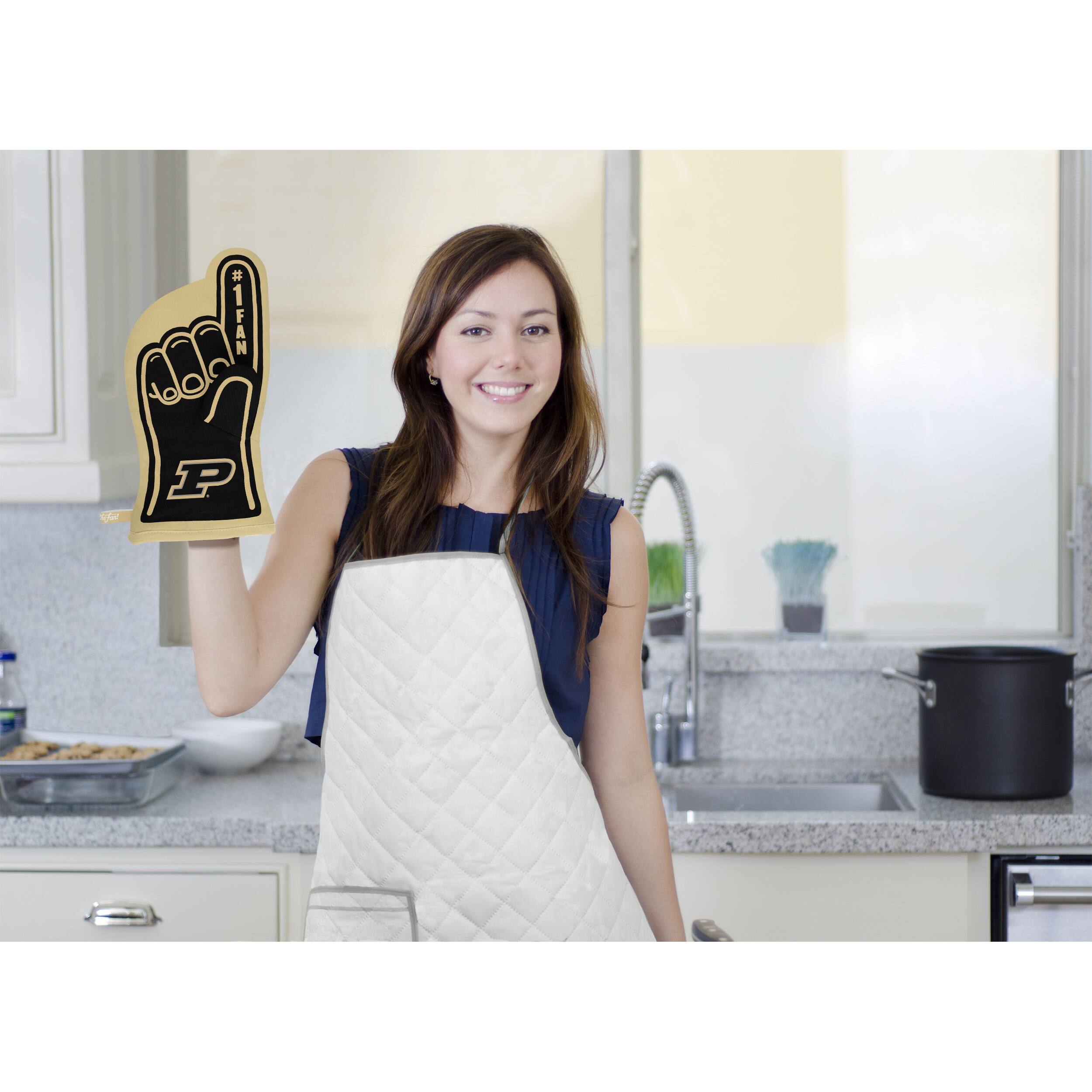 Quilted No.1 Oven Mitt