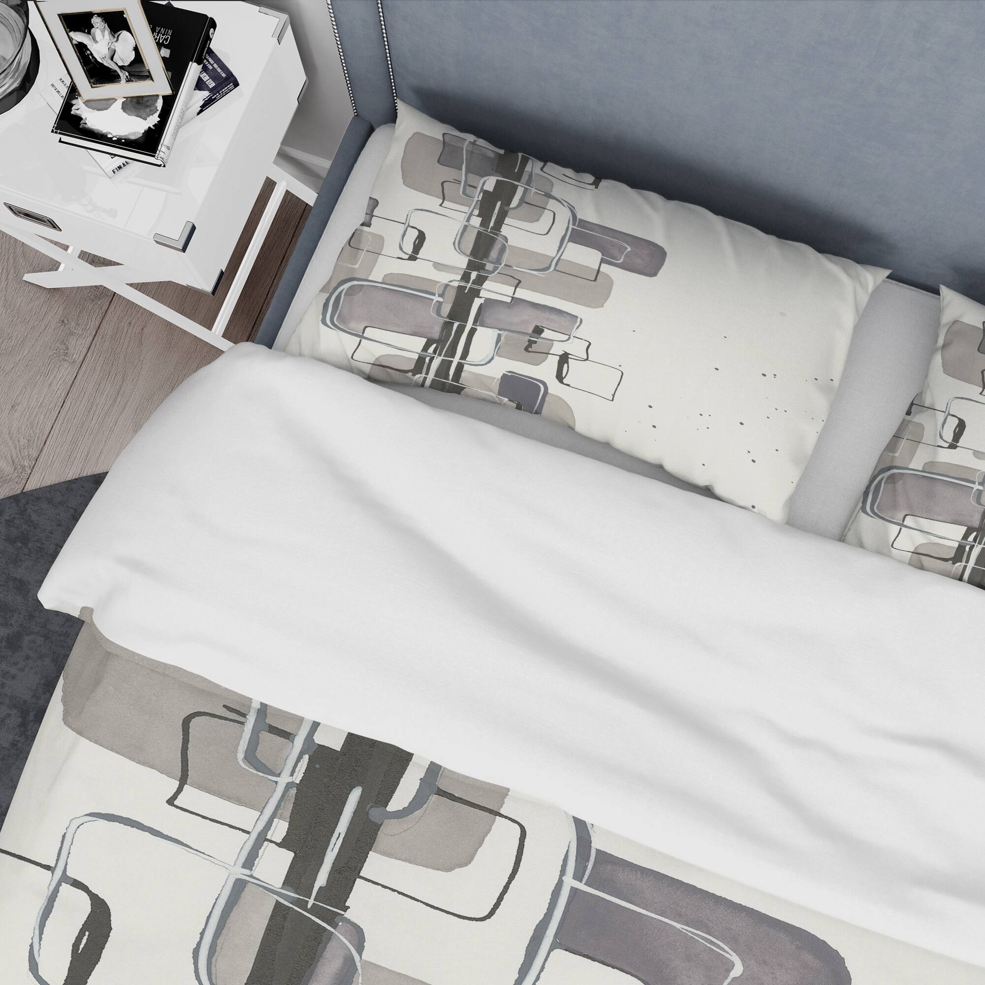 Designart 'Glam Dancing shape IV' Glam Bedding Set