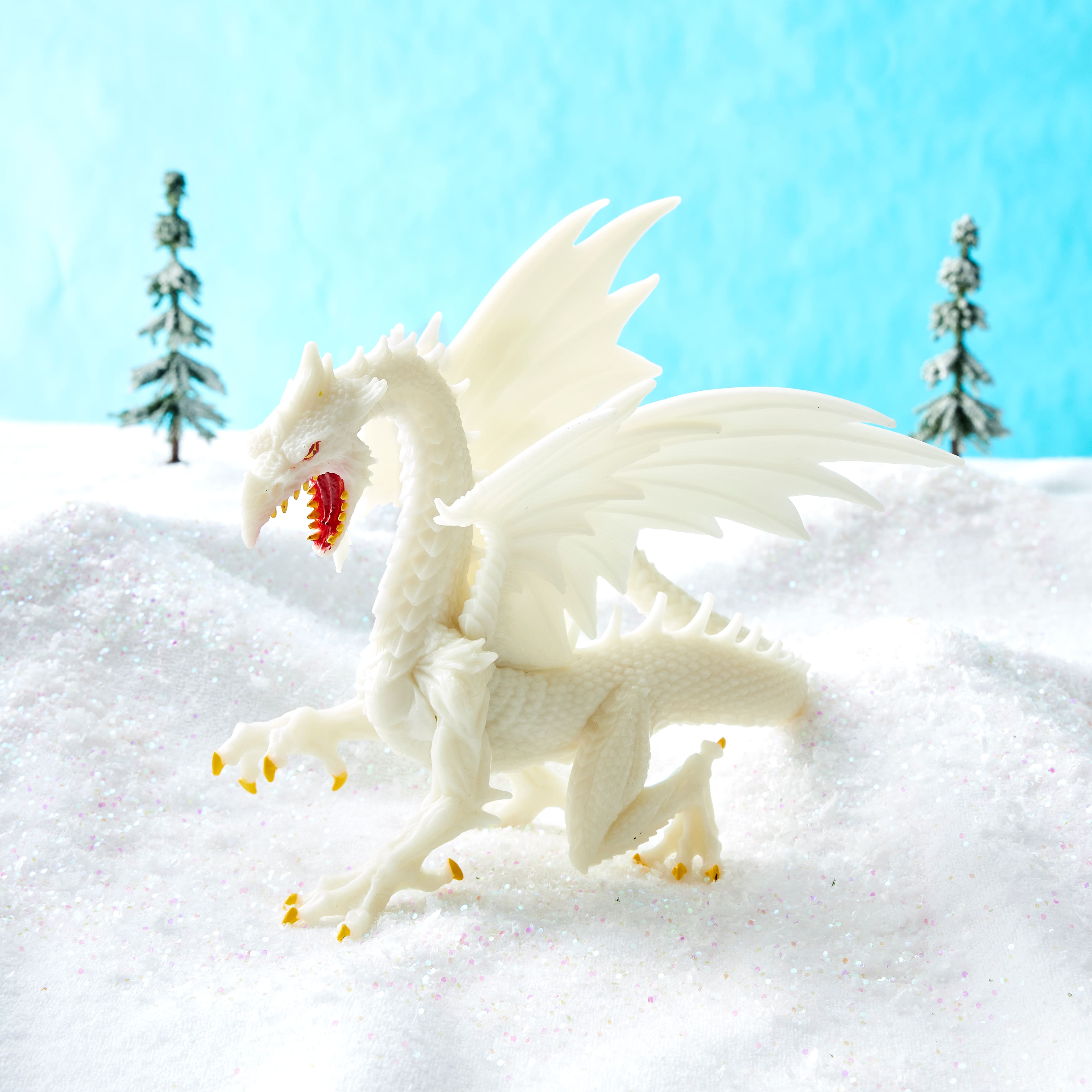 Safari Ltd&#xAE; Glow-in-the-Dark Snow Dragon
