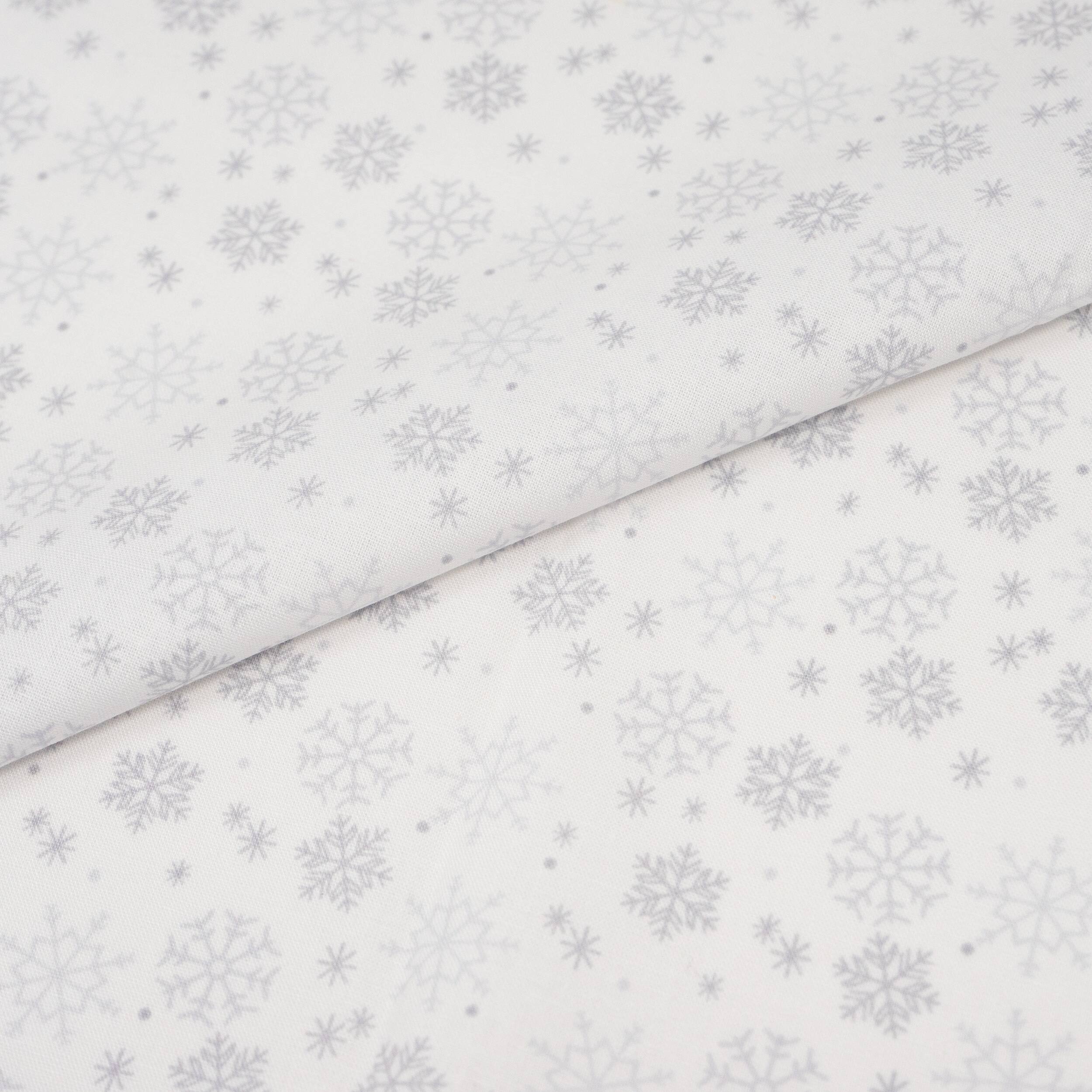 SINGER Christmas White Snowflakes Cotton Fabric