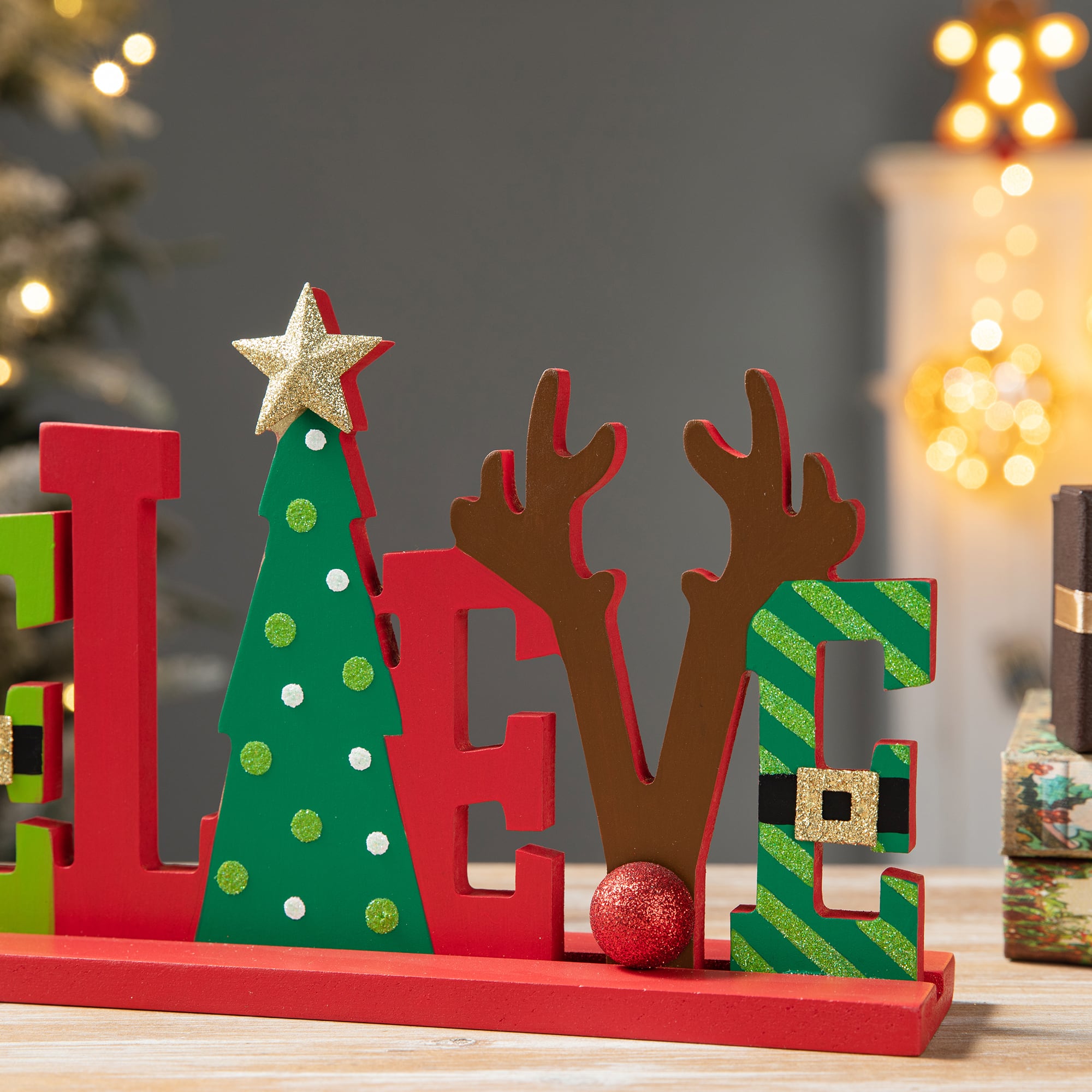 Glitzhome&#xAE; 14&#x27;&#x27; BELIEVE Wooden Christmas Table D&#xE9;cor