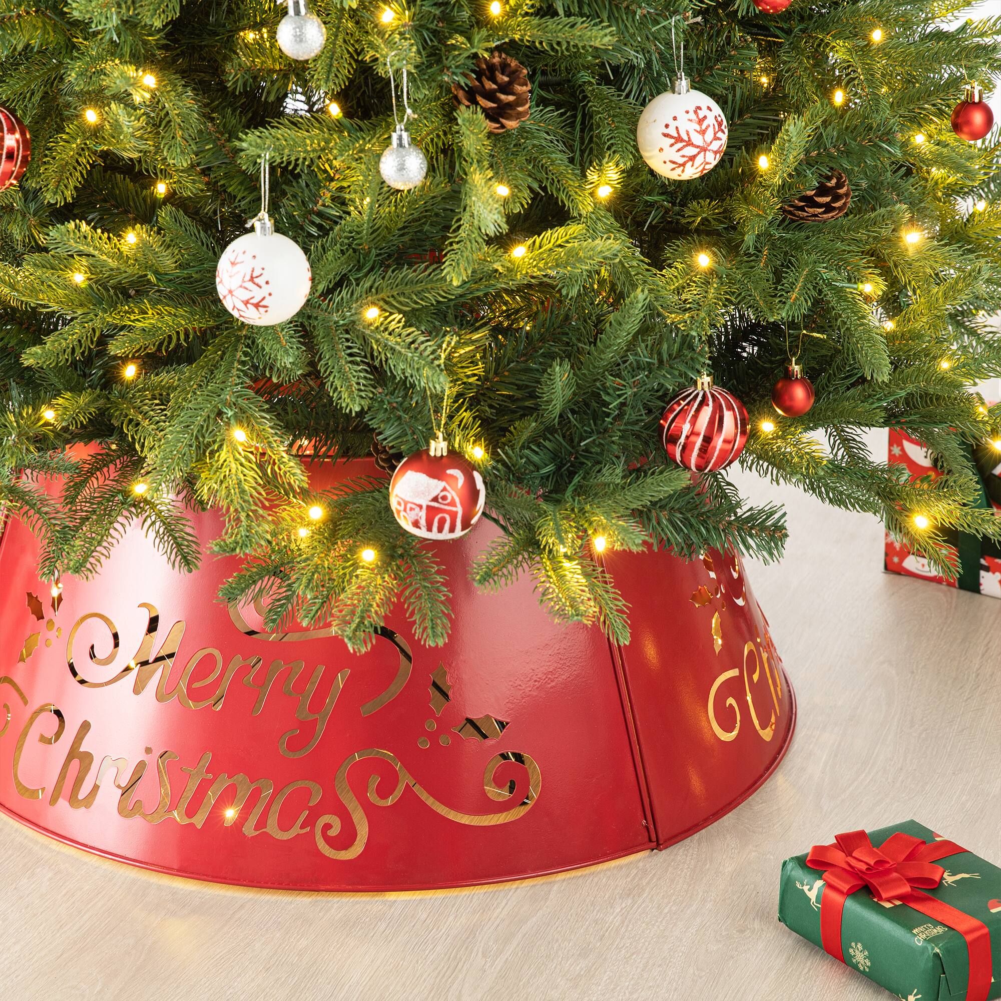 Glitzhome&#xAE; Red 26&#x22; LED Merry Christmas Cutout Metal Tree Collar