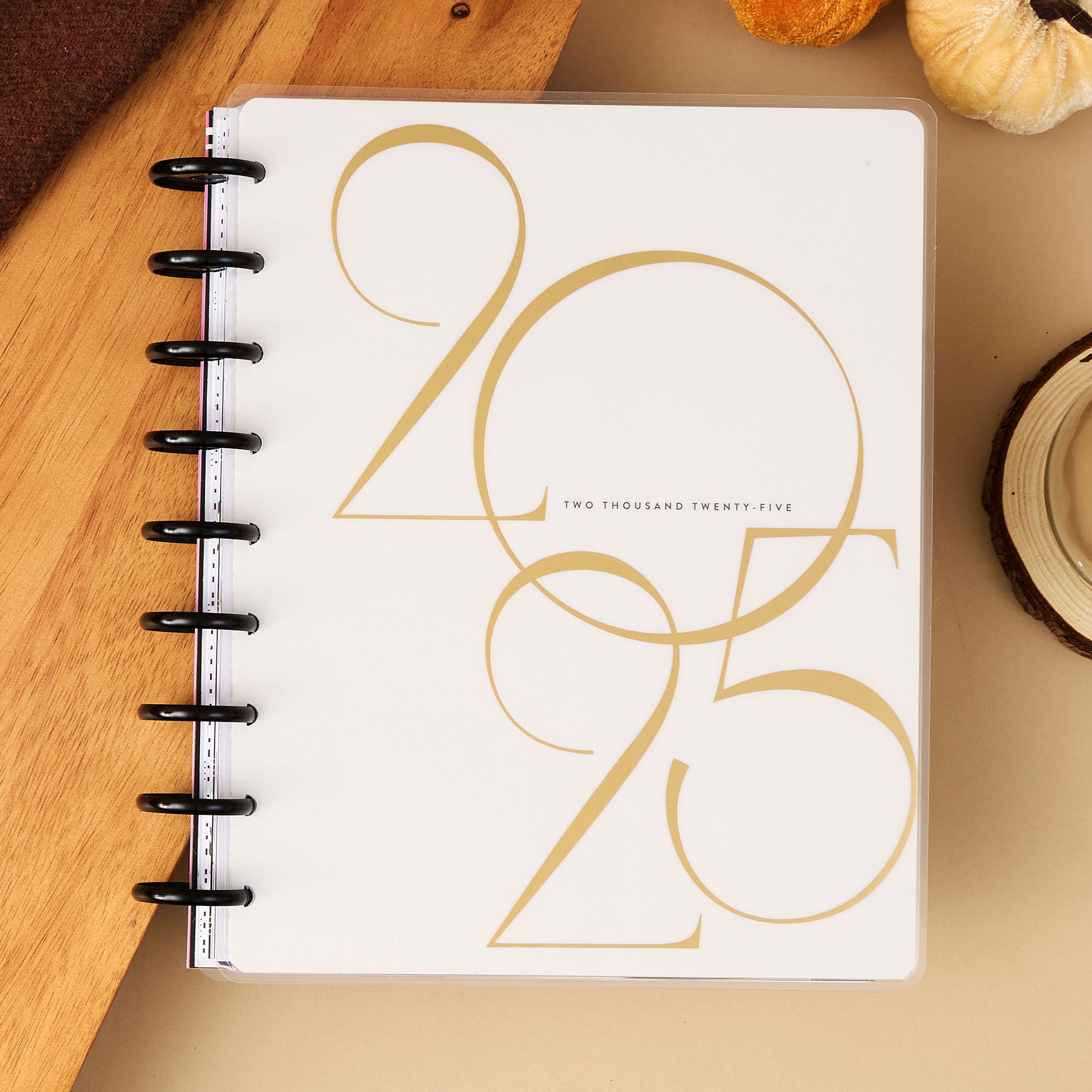 The Classic Happy Planner&#xAE; Deluxe Modern Impressions