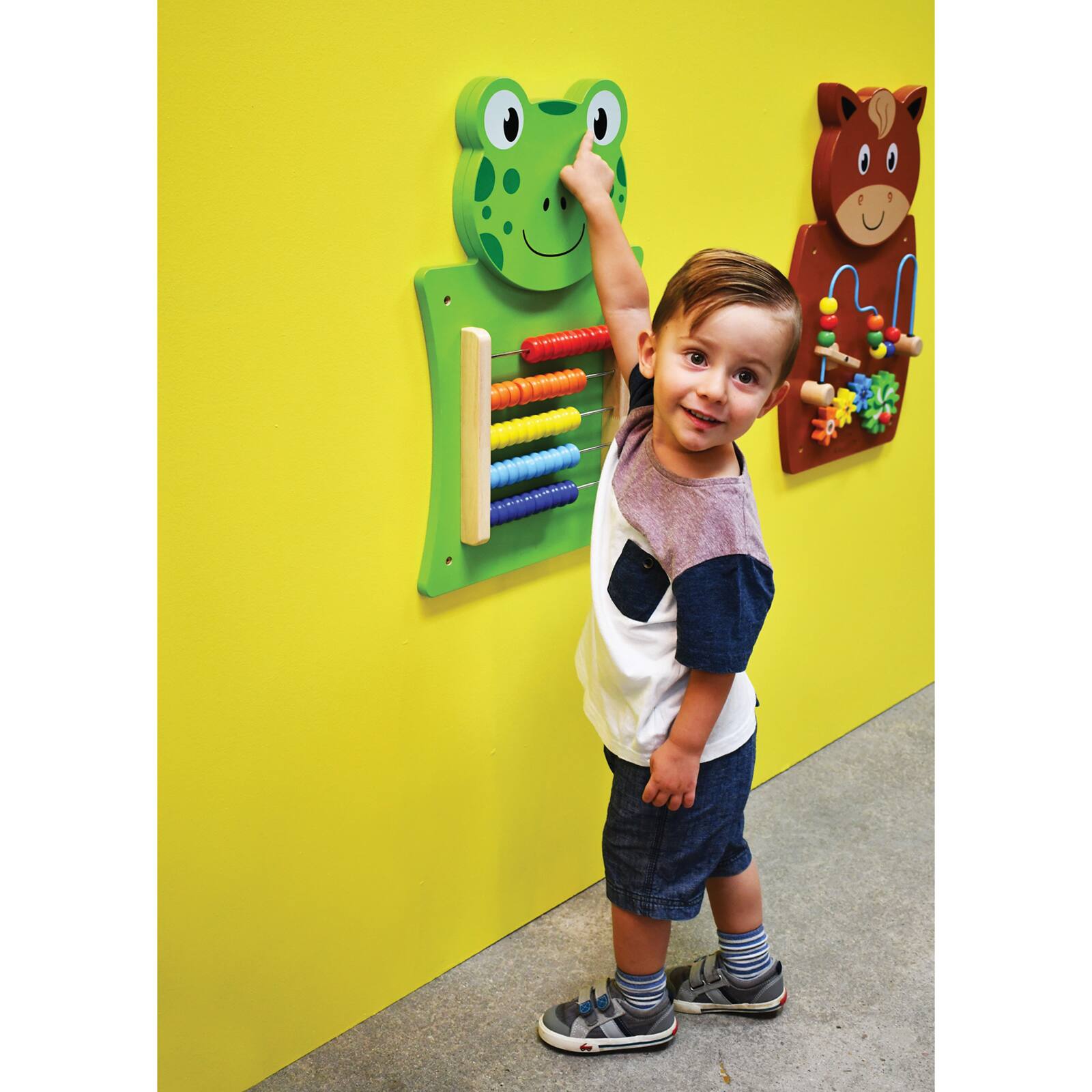 Learning Advantage™ Frog Activity Wall Panel
