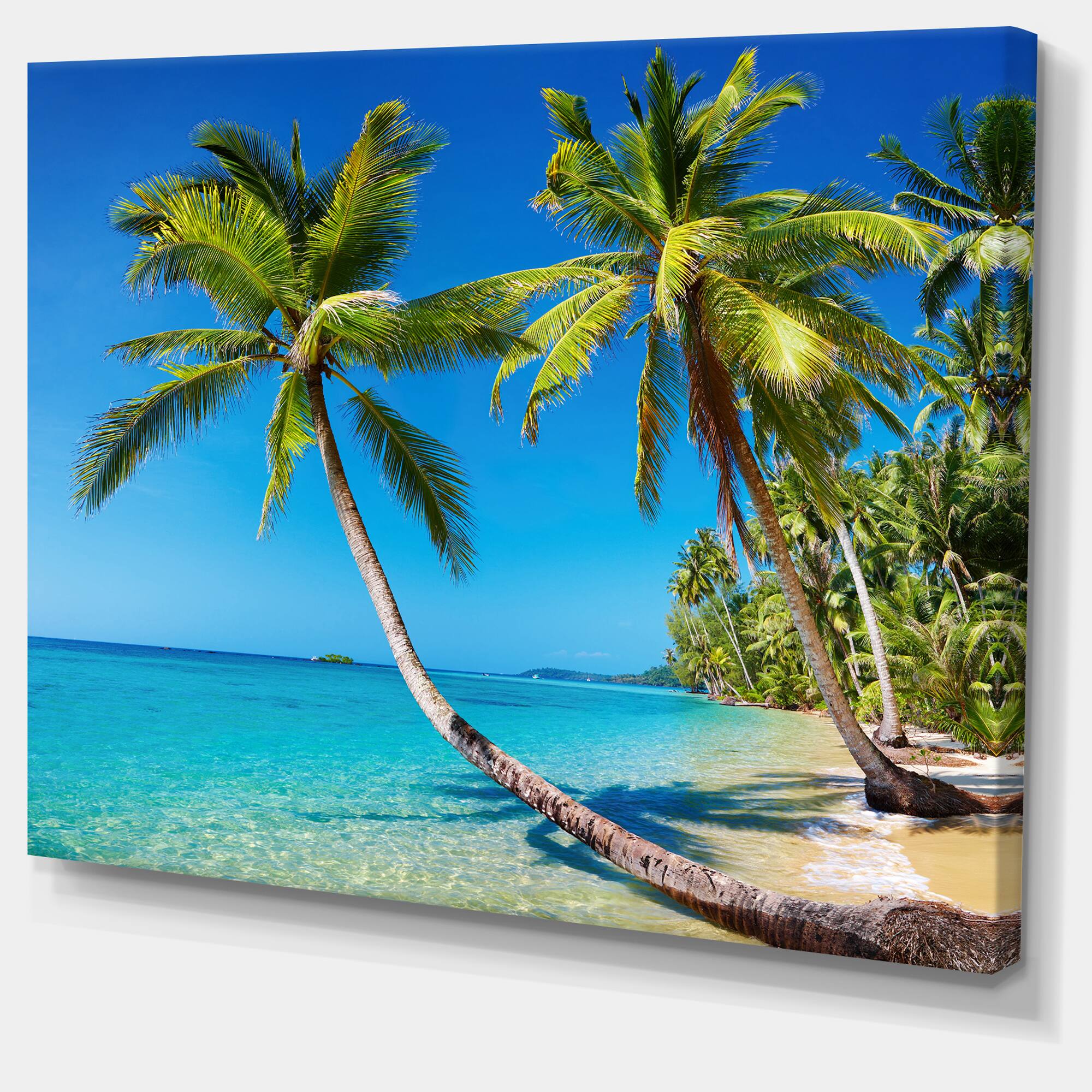 Designart - Tropical Beach Thailand - Landscape Photo Canvas Art Print