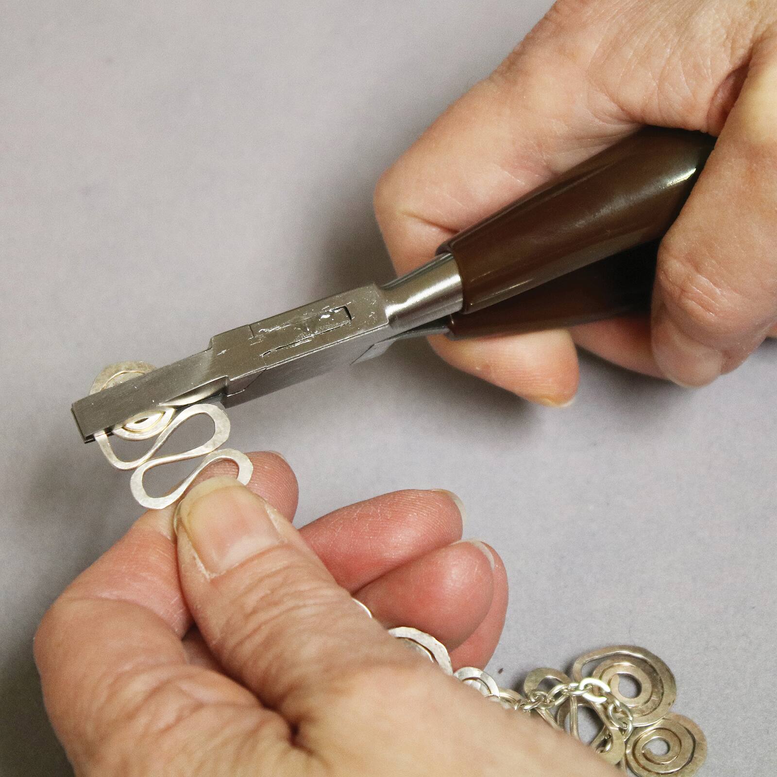 The Beadsmith® Casual Comfort Flat Nose Plier