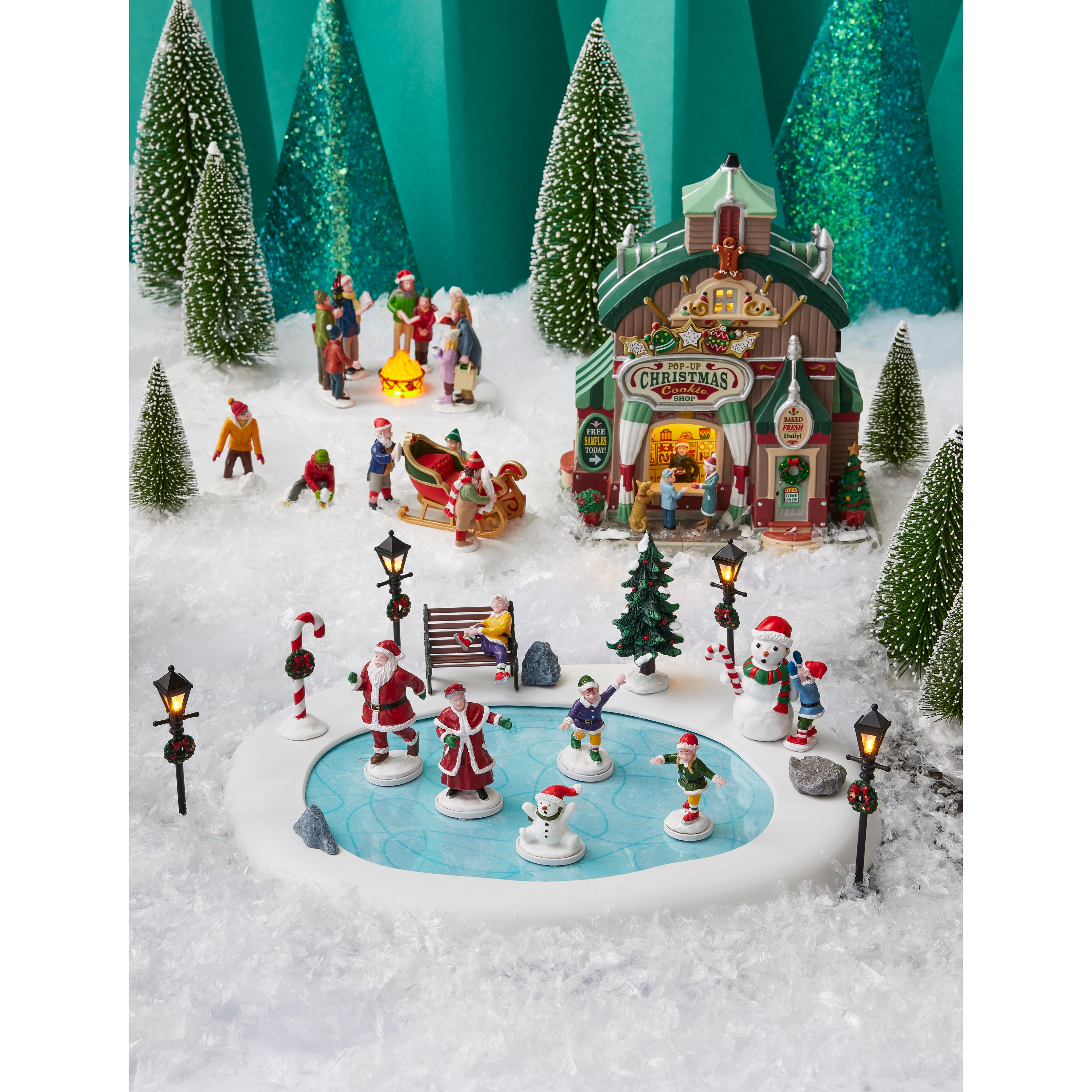 Lemax&#xAE; Santa&#x27;s Wonderland&#xAE; Northern Lights Skating Pond