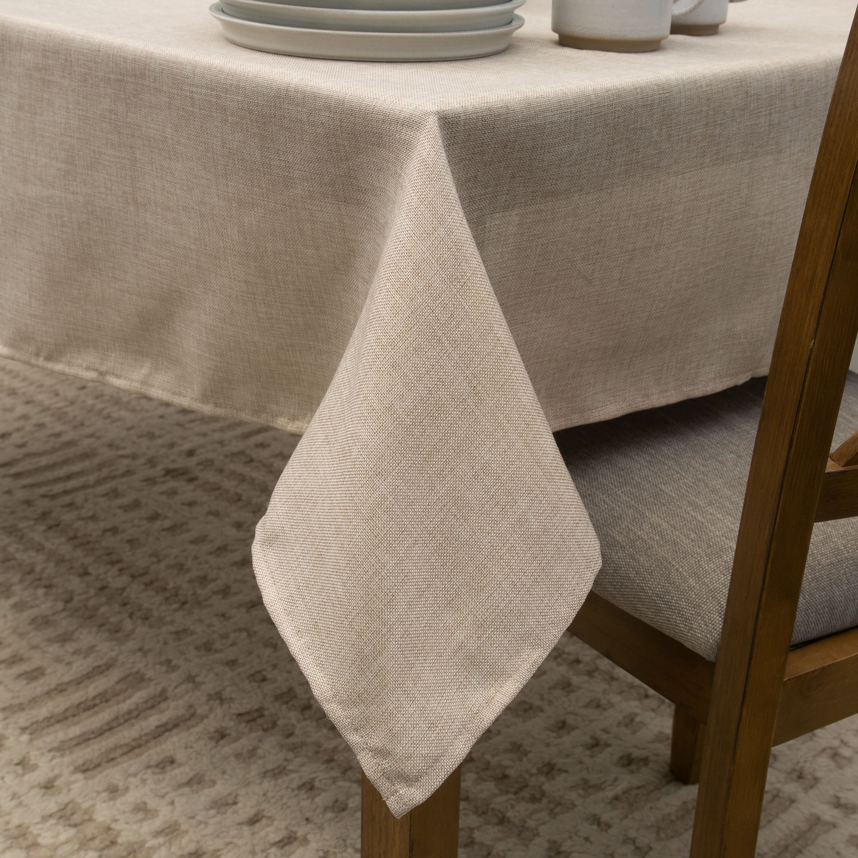 Home Details Chic &#x26; Rustic Tablecloth