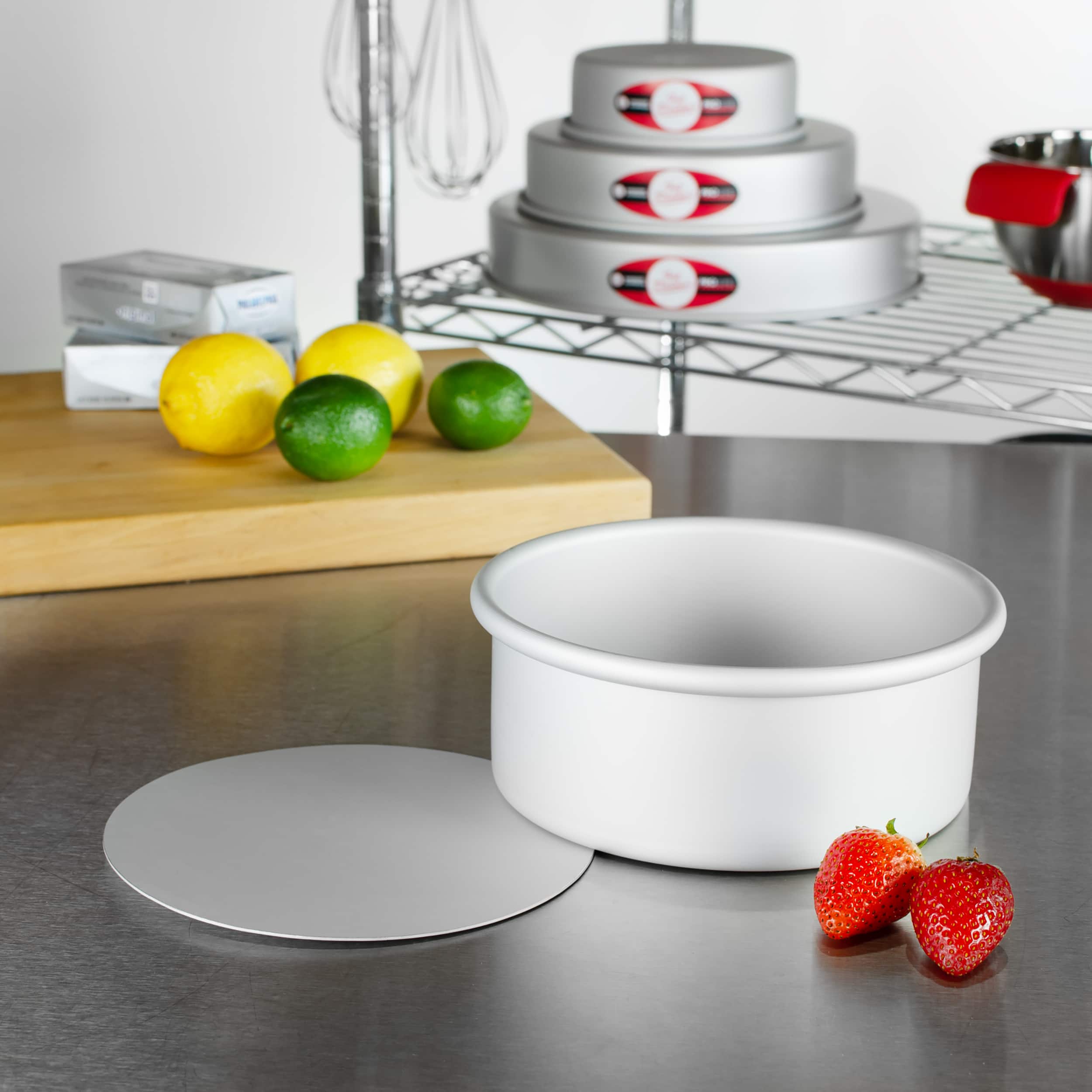 Fat Daddio's® ProSeries 7" x 3" Anodized Aluminum Round Cheesecake Pan