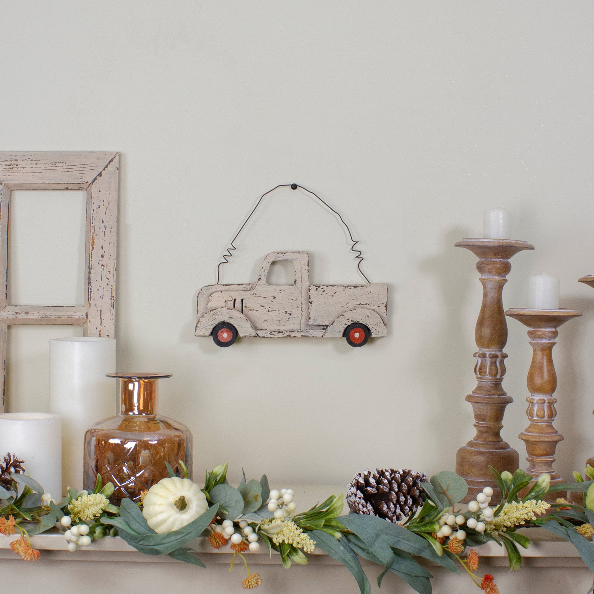 White Wooden Pick Up Truck Fall Harvest Hanging Wall D&#xE9;cor