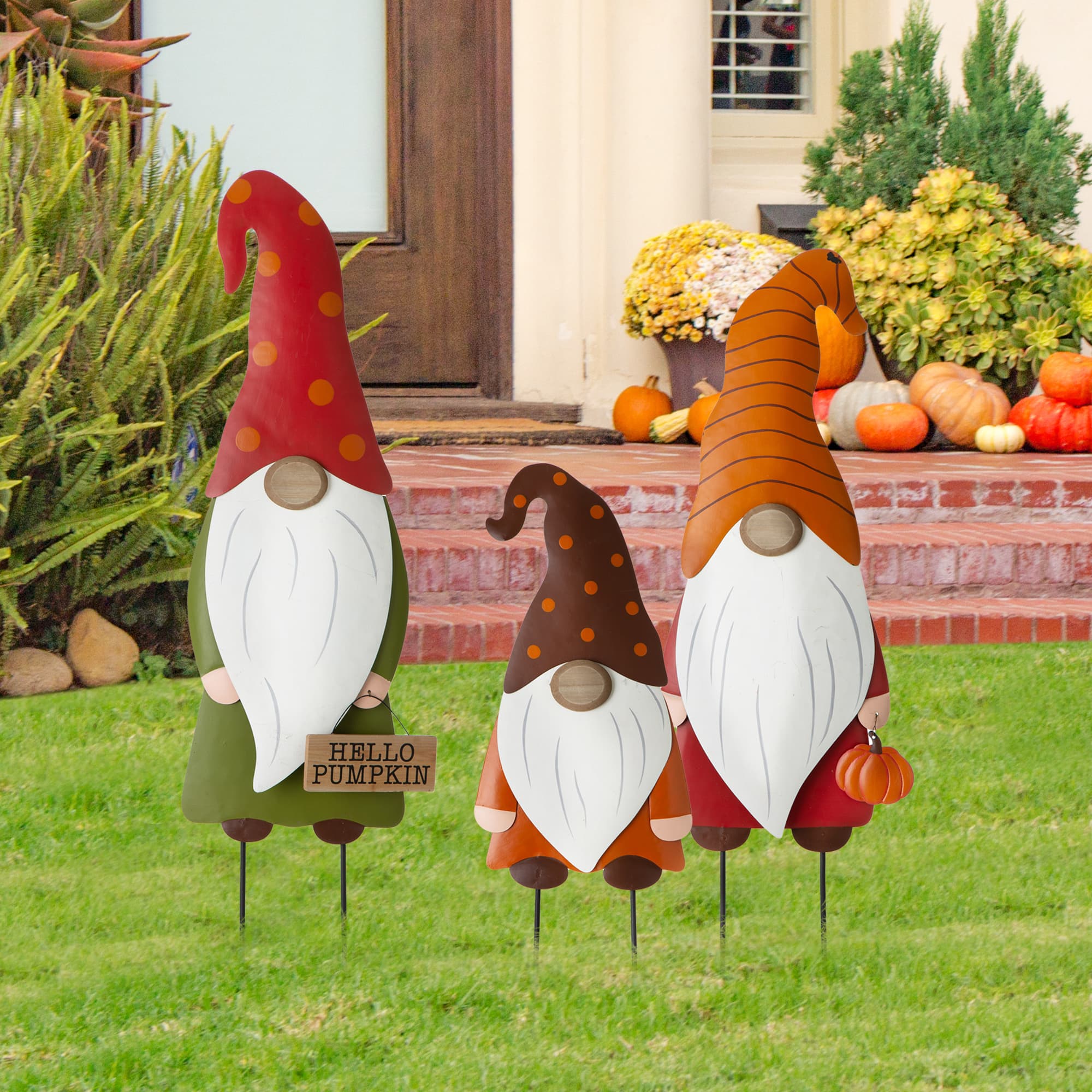 Glitzhome&#xAE; Gnome Family Metal Yard Stake or Standing D&#xE9;cor Set