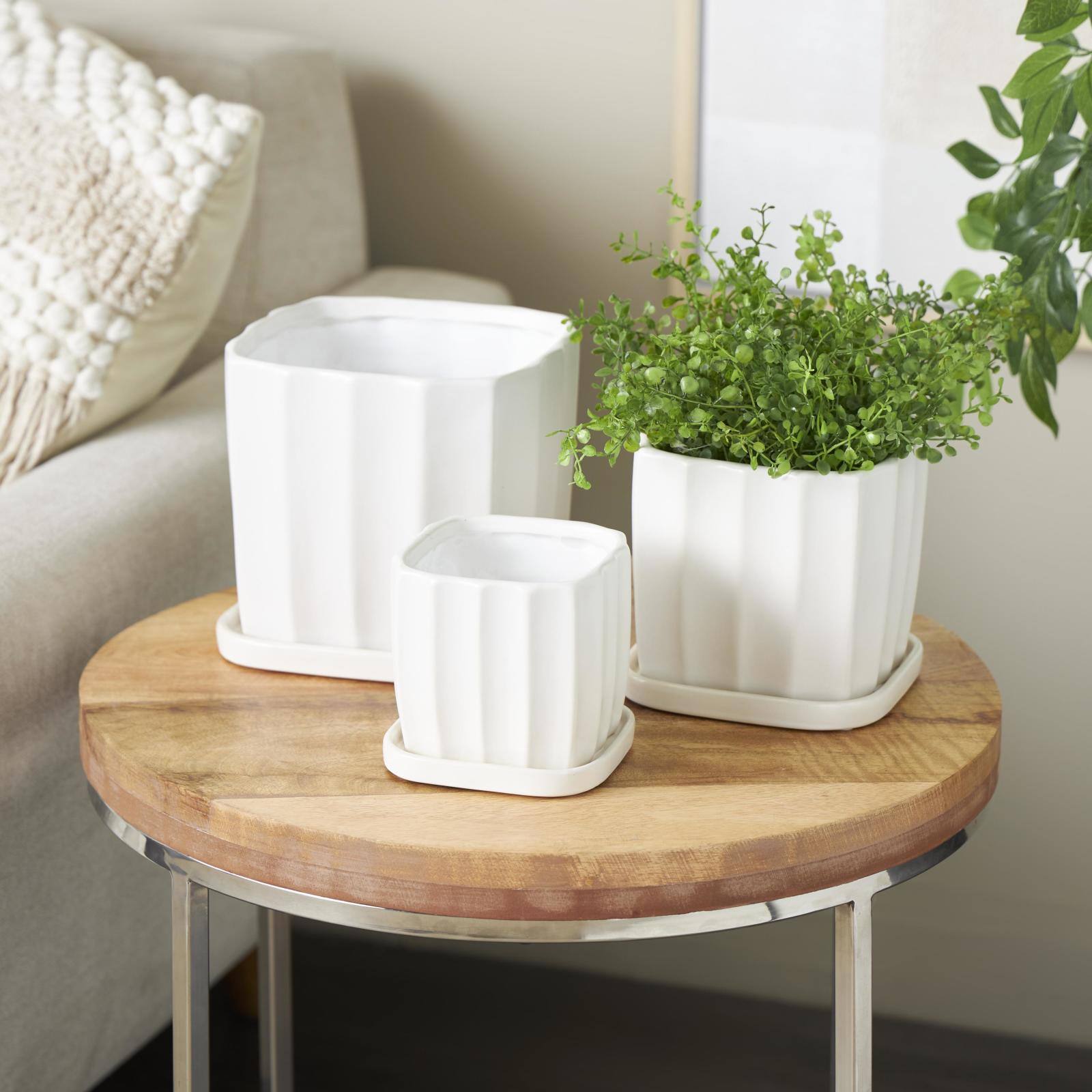 White Square Wide Groove Textured Ceramic Planter Set