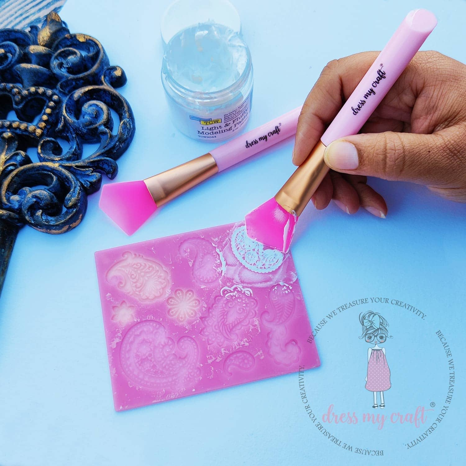 Dress My Craft&#xAE; Silicone Spatula Brush