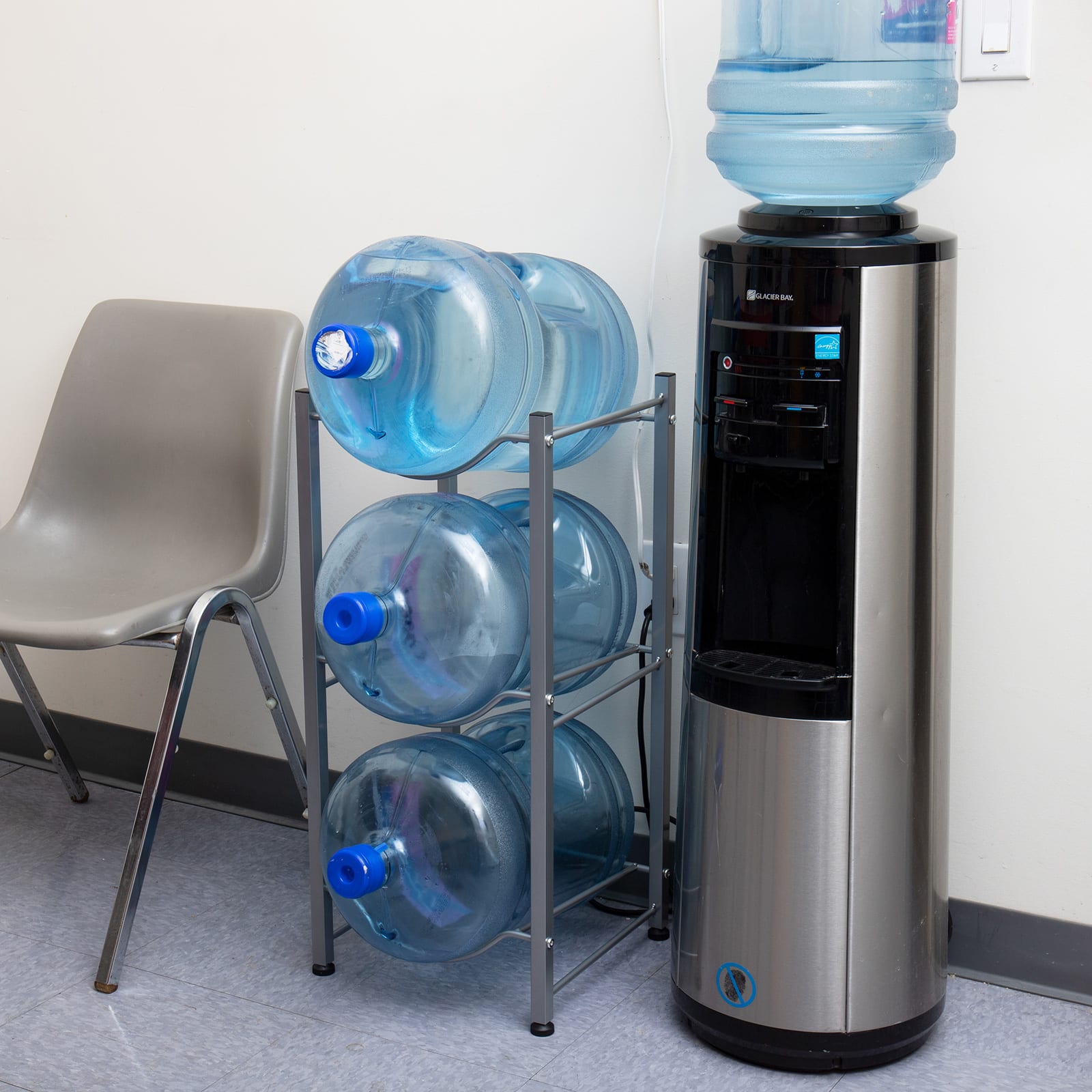 Mind Reader Silver 5-Gallon Water Bottle Jug Storage Rack