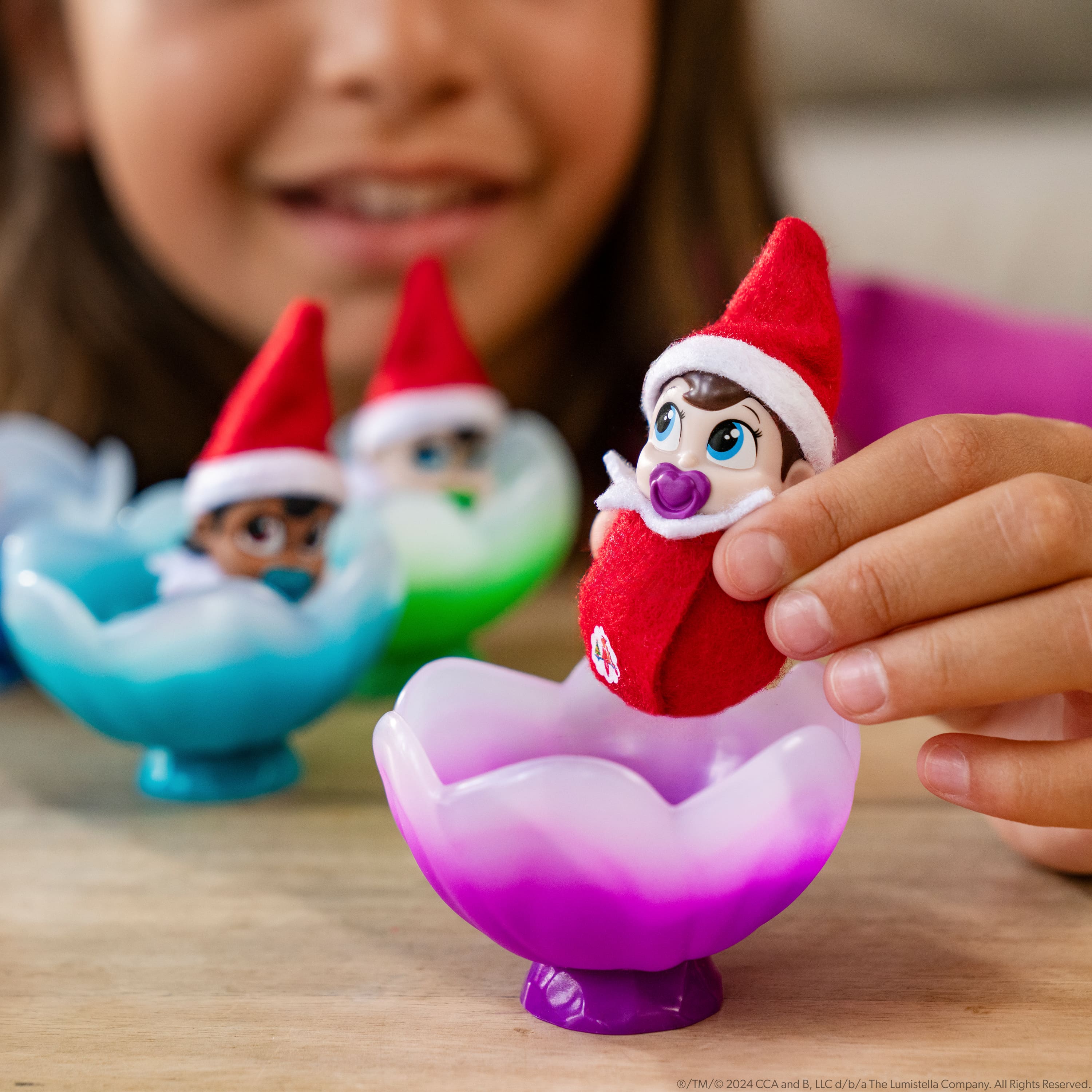 The Elf on the Shelf&#xAE; Frost Pips&#x2122; Mini Blooms Blue Eyed Girl Elf Baby