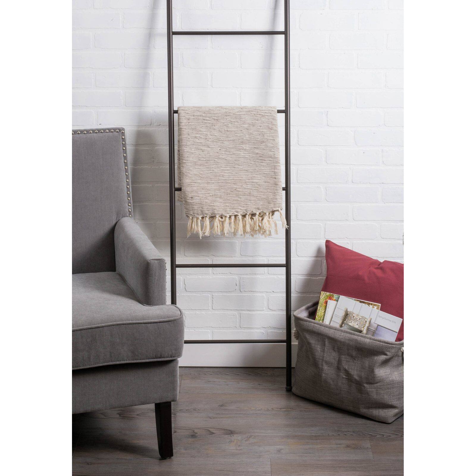 DII&#xAE; Brown Variegated Throw