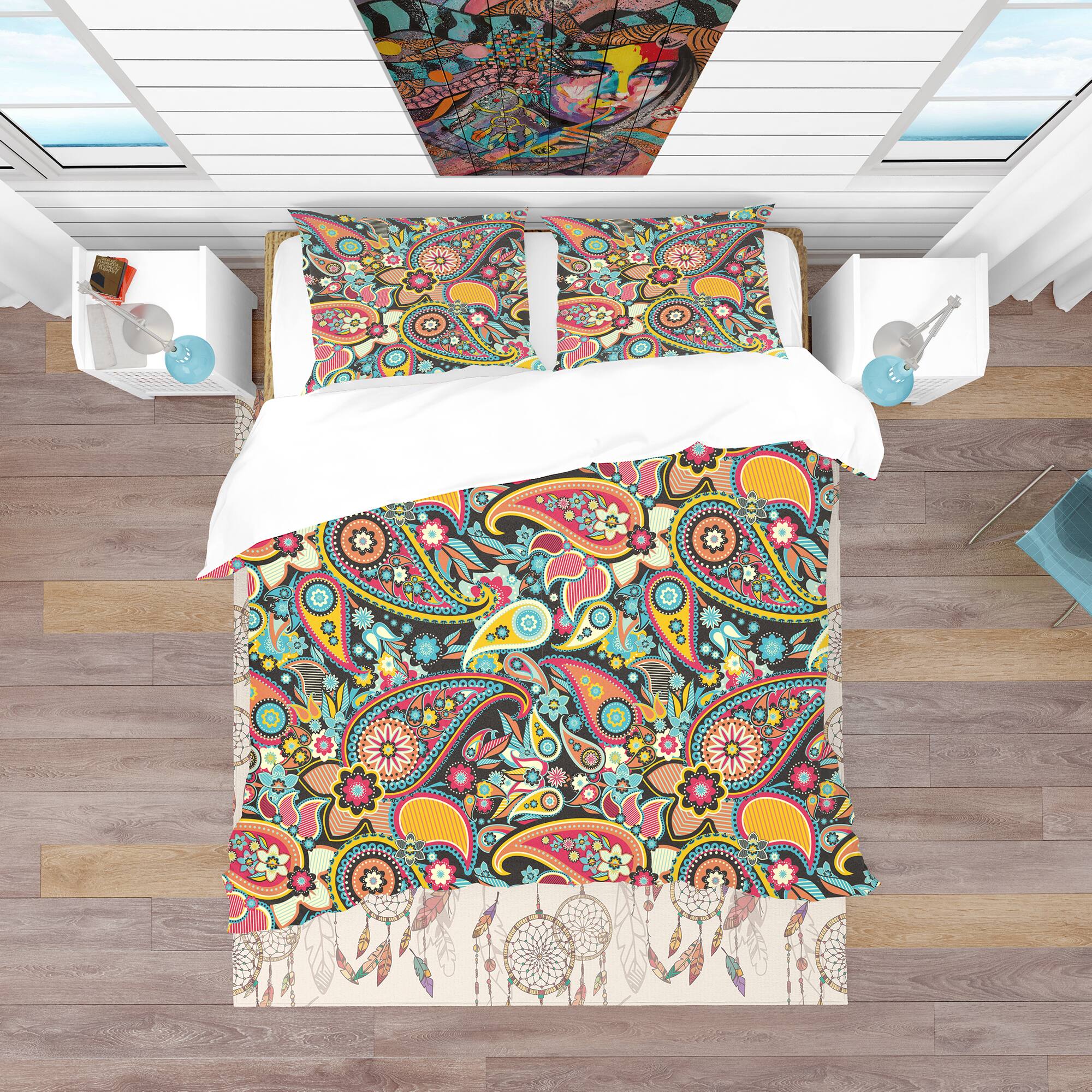 Designart &#x27;Traditional Asian Elements Paisley&#x27; Bohemian &#x26; Eclectic Bedding Set - Duvet Cover &#x26; Shams