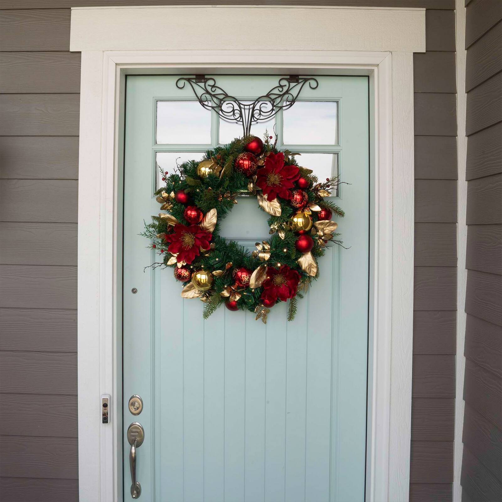 30" LED Golden Leaf Red Magnolia Christmas Wreath