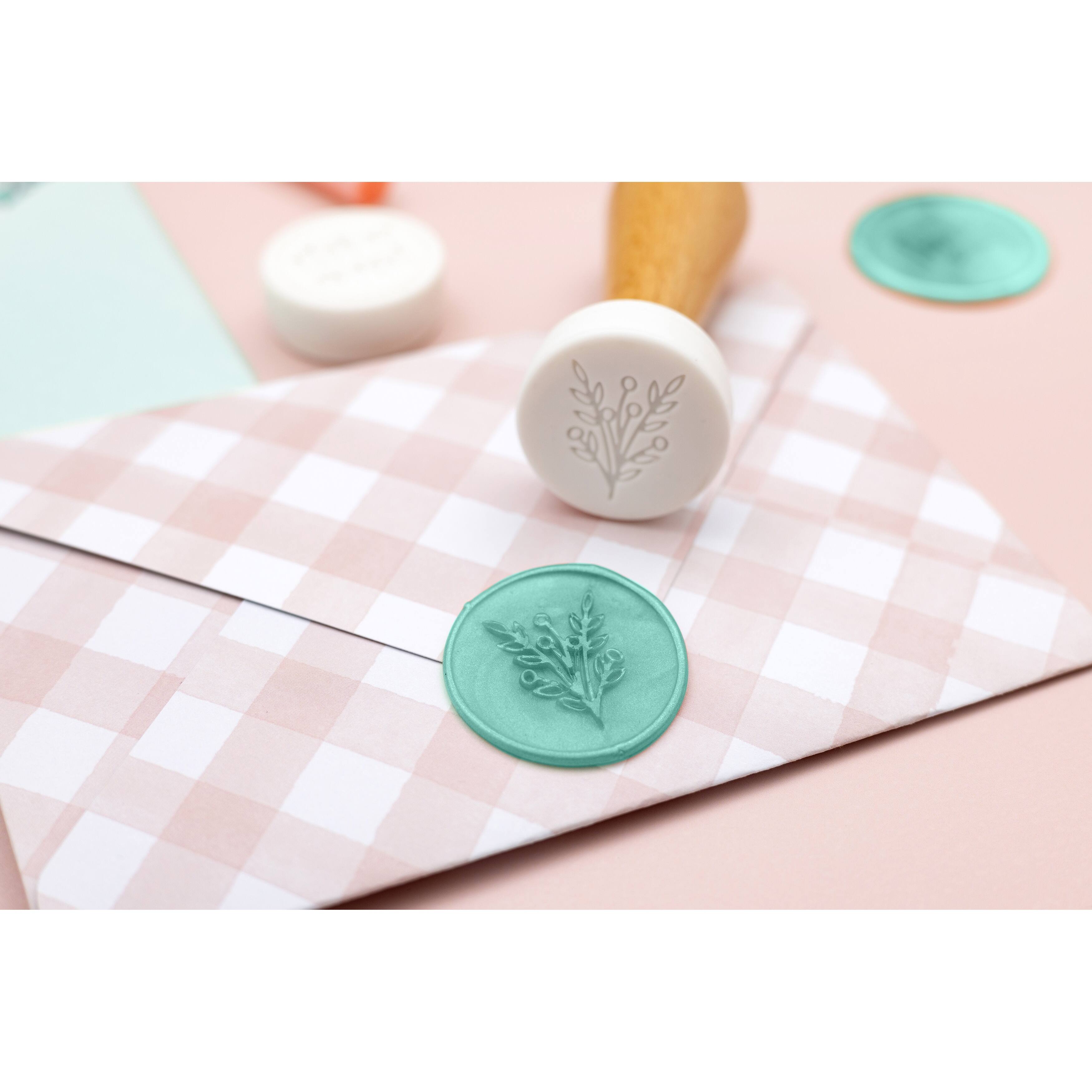 We R Memory Keepers&#xAE; With Love Envelope Seal Kit