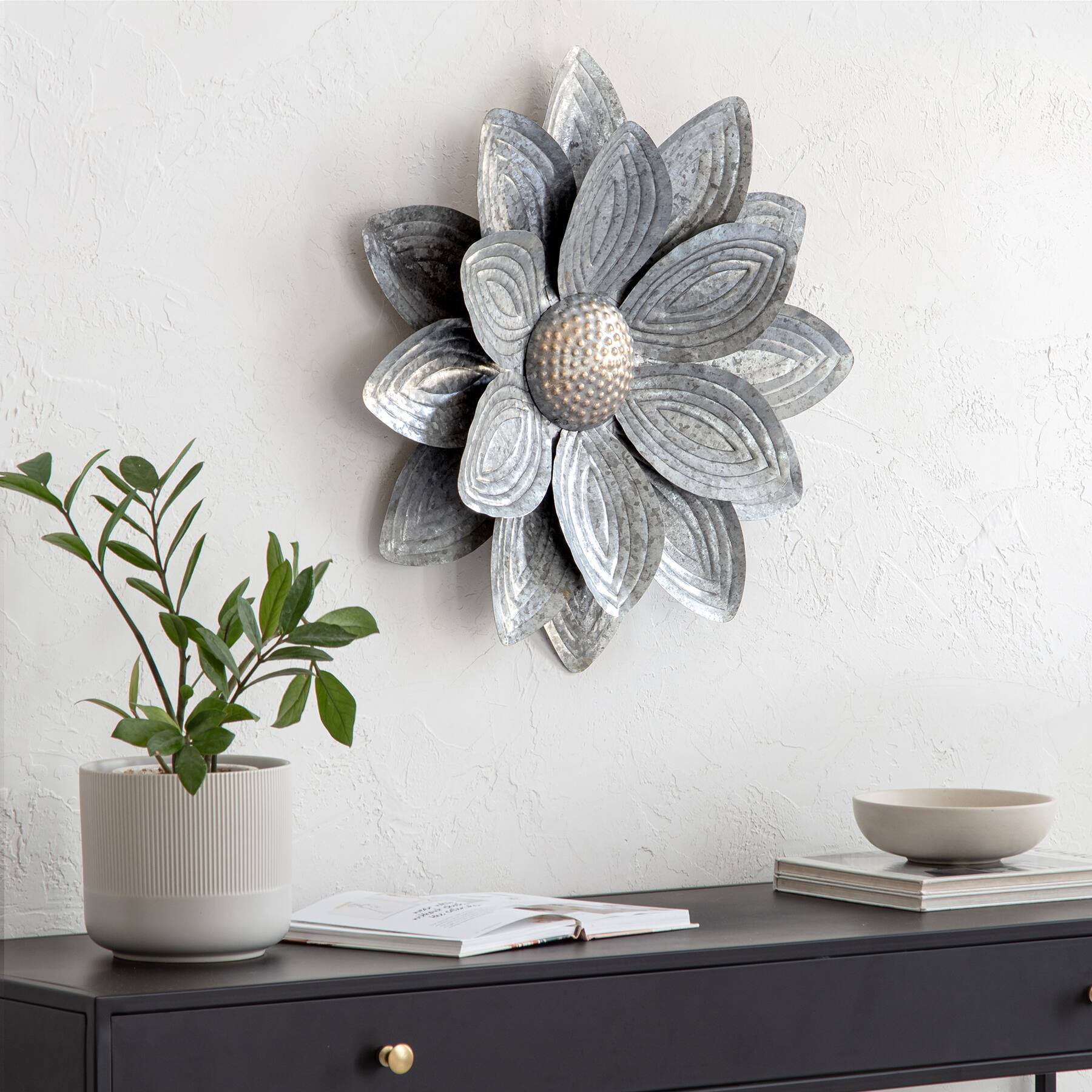 Habitat Decor 18.5&#x22; Floral Metal Wall Art