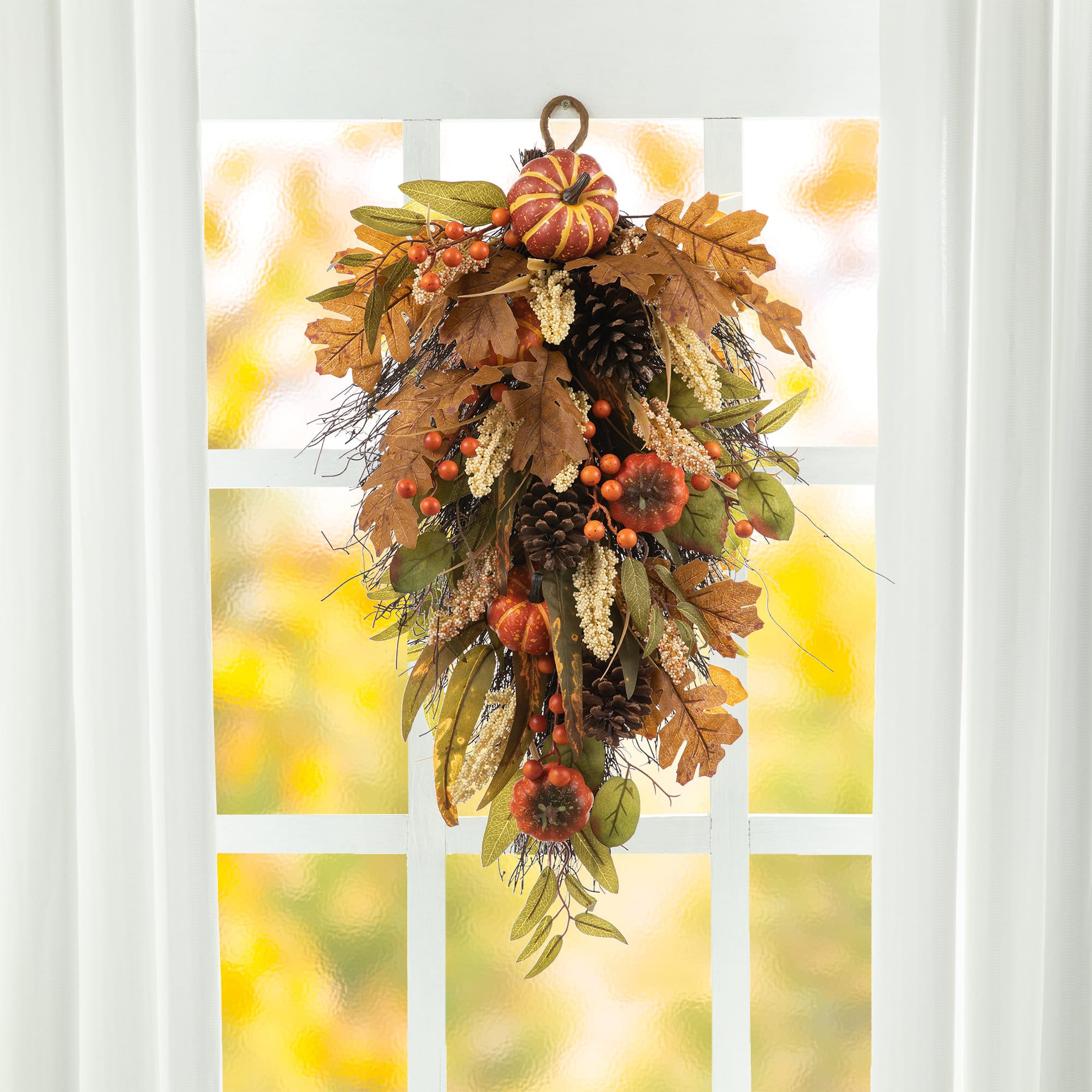 Glitzhome&#xAE; 27&#x22; Fall Pumpkin Leaf Swag