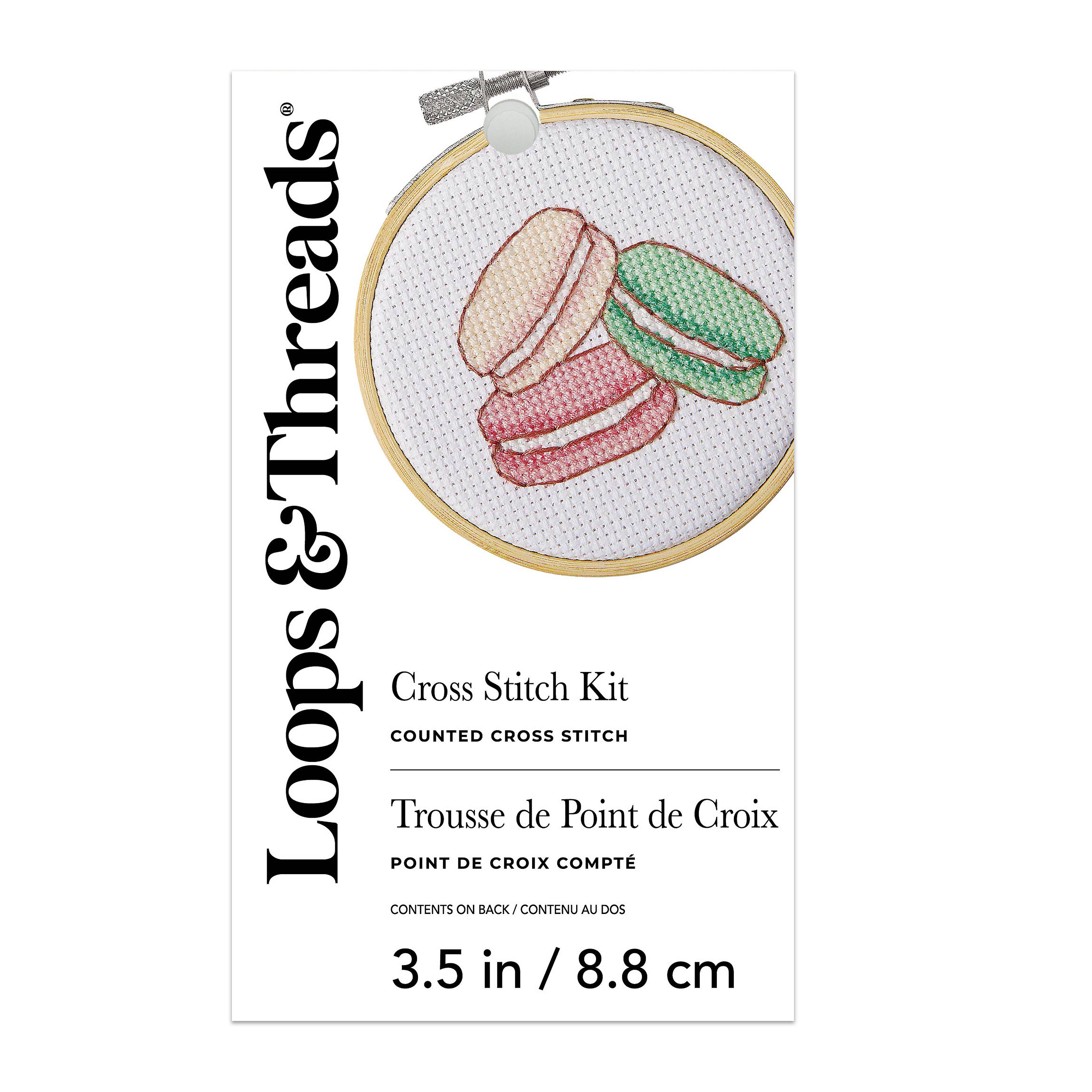Trousse de points de croix comptés à motif de macarons de 8,8 cm de Loops & Threads