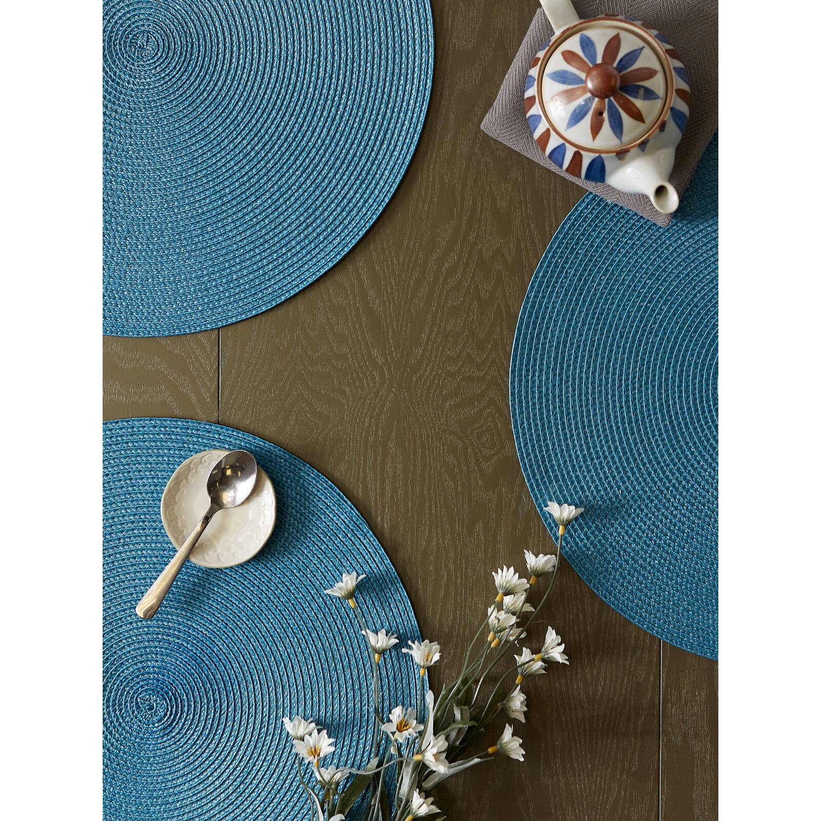 DII® Round Plastic Woven Placemats, 6ct. Placemats Michaels