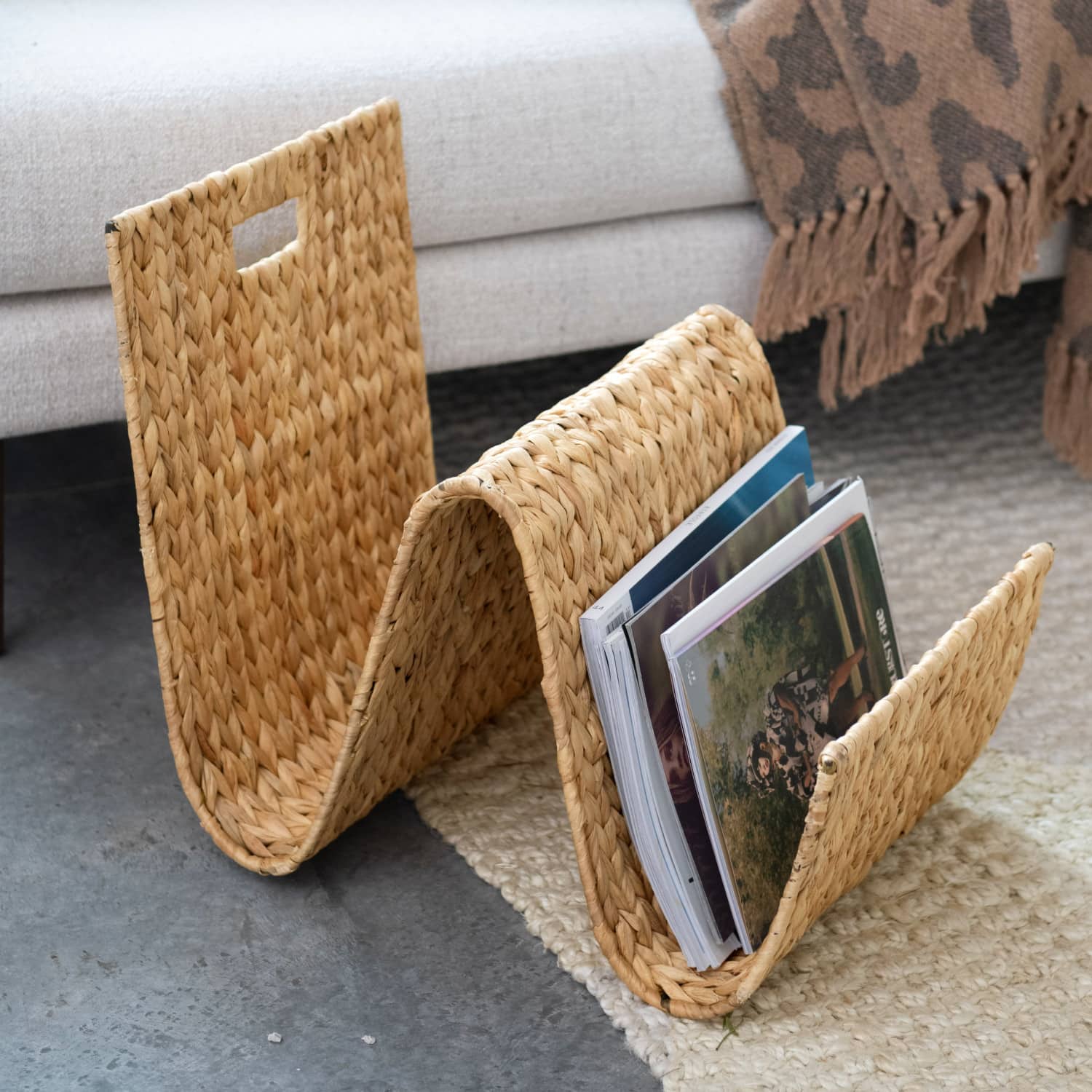 Hello Honey® Hand-Woven Water Hyacinth & Metal Magazine Storage Holder with Handle
