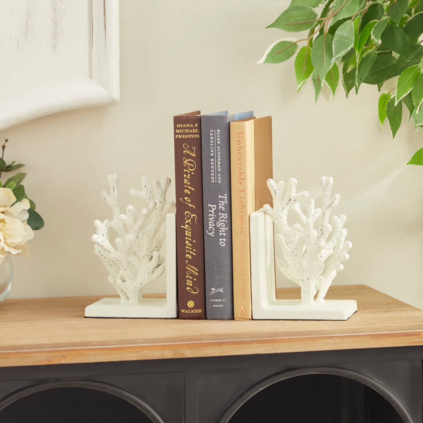 7&#x22; Coral Metal Bookend Set